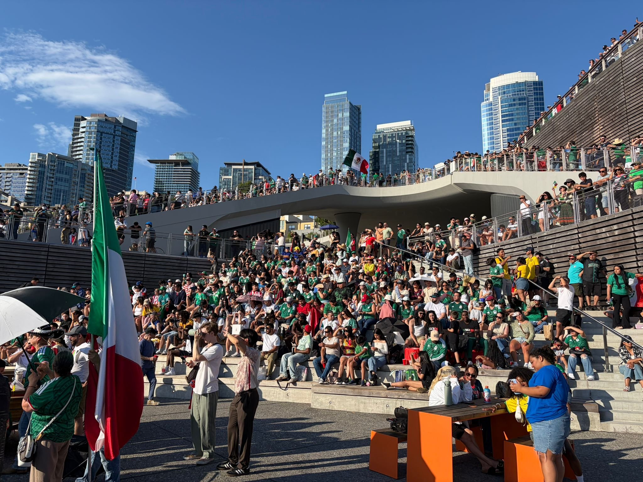 Suporteri seattle1