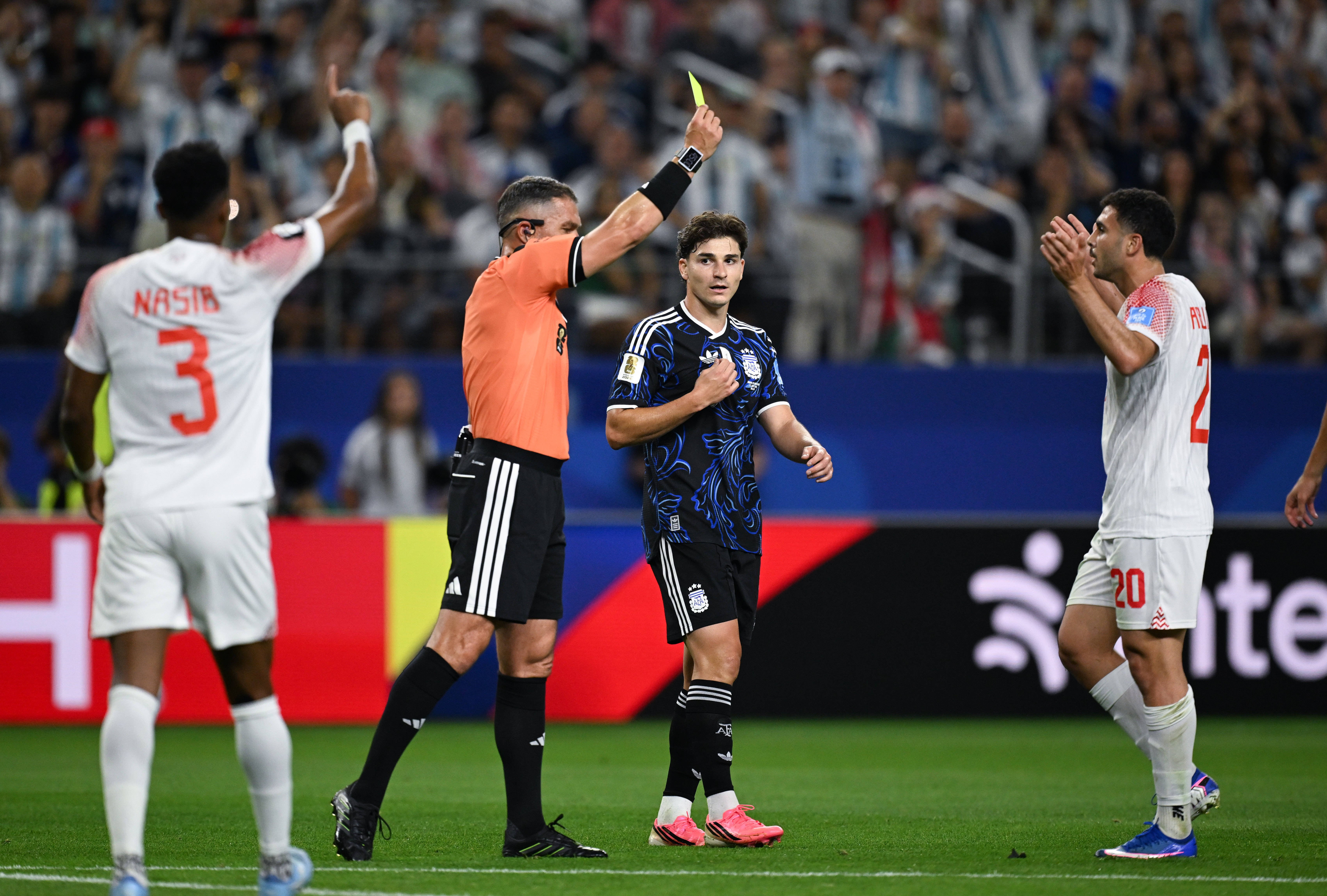 Istvan Kovacs, pus la zid pentru prestația din meciul în care Messi a scris istorie: ”Ceva ce rar am văzut!”