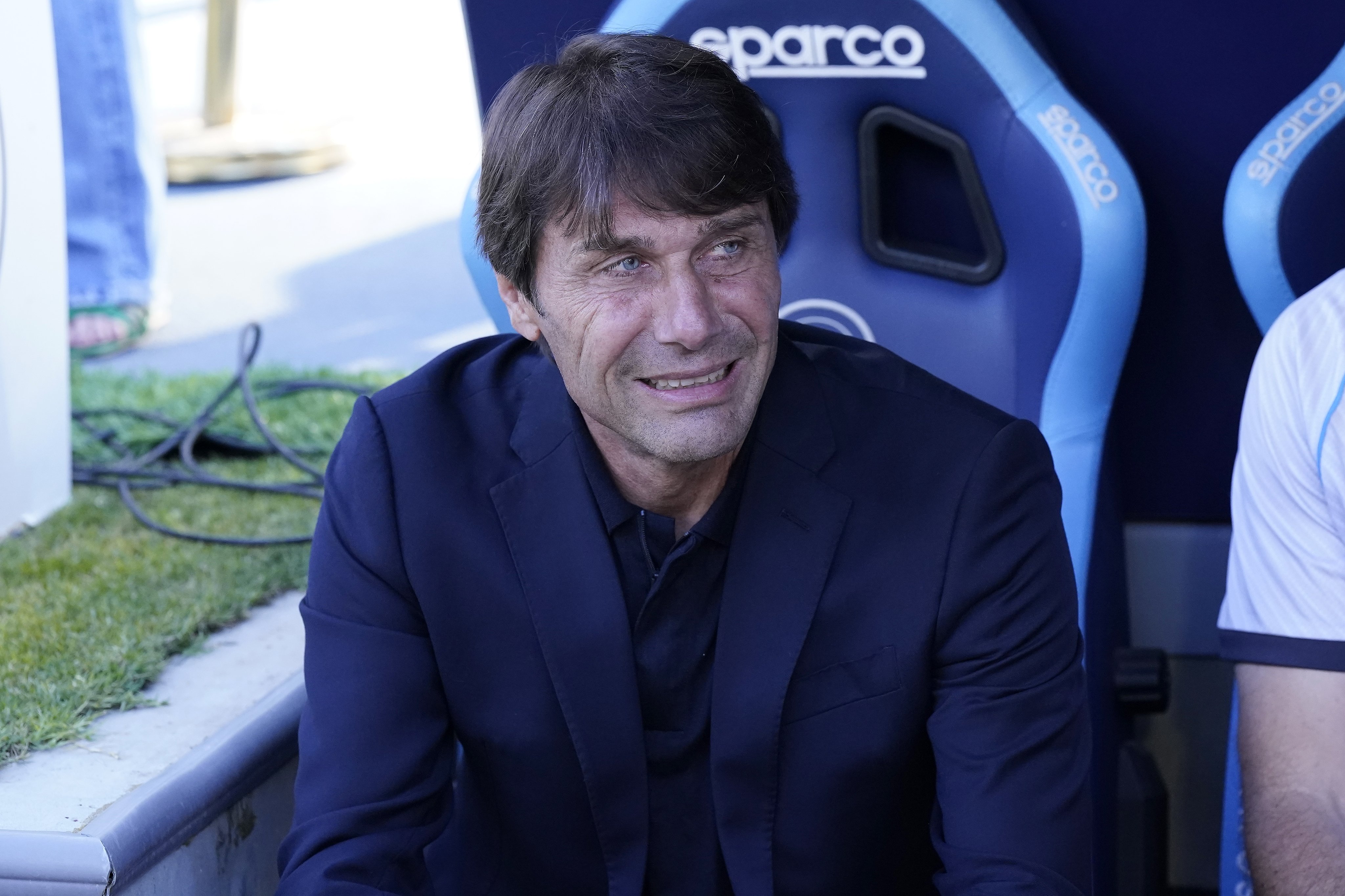 Ofertă neverosimilă pentru Antonio Conte: 20 de milioane de euro pe sezon