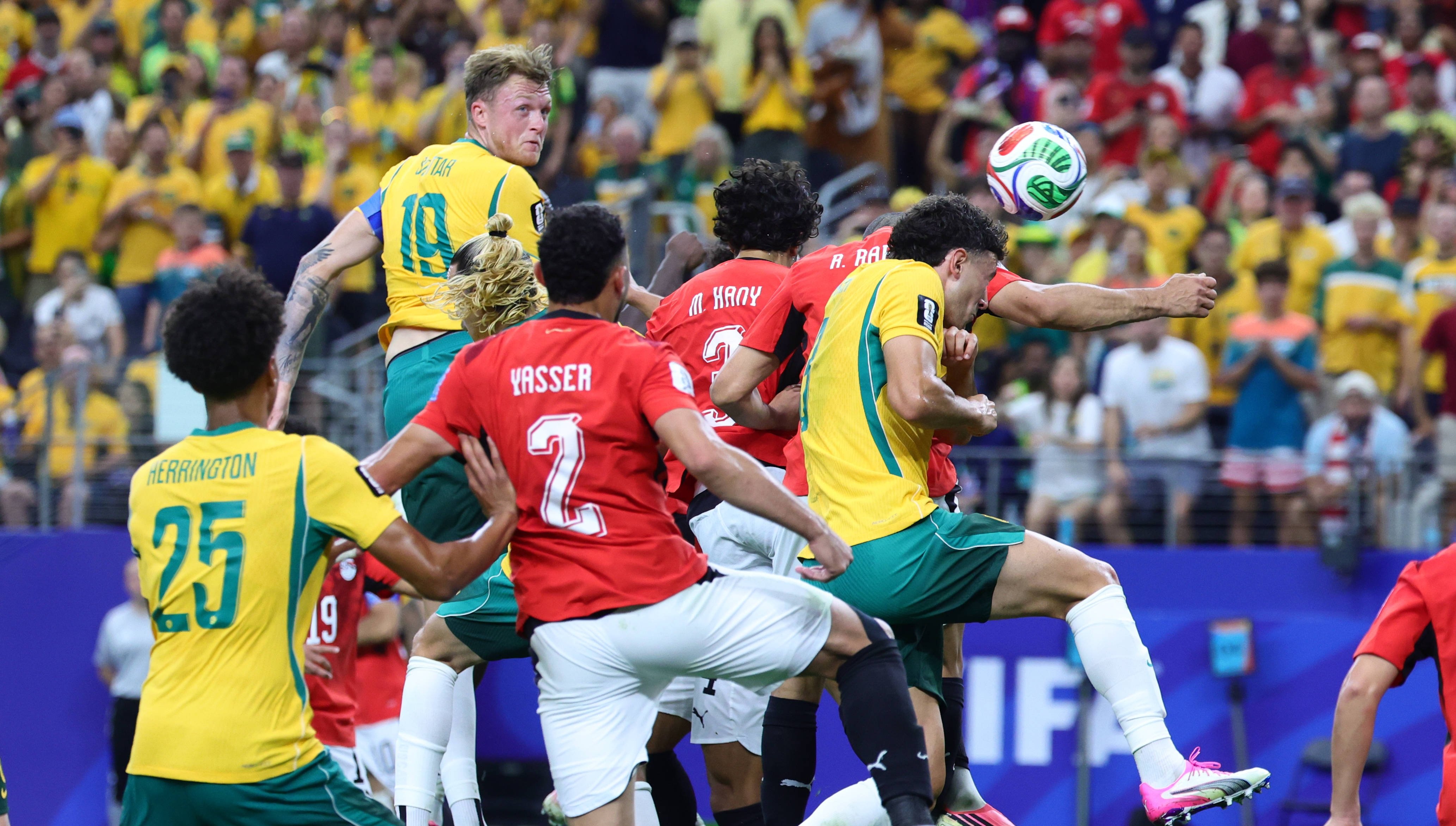 S-a scris istorie la Australia - Egipt!