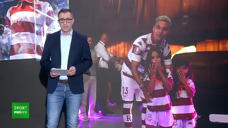 Rapid și-a prezentat noile tricouri lângă mașini de lux (07.07.2026)