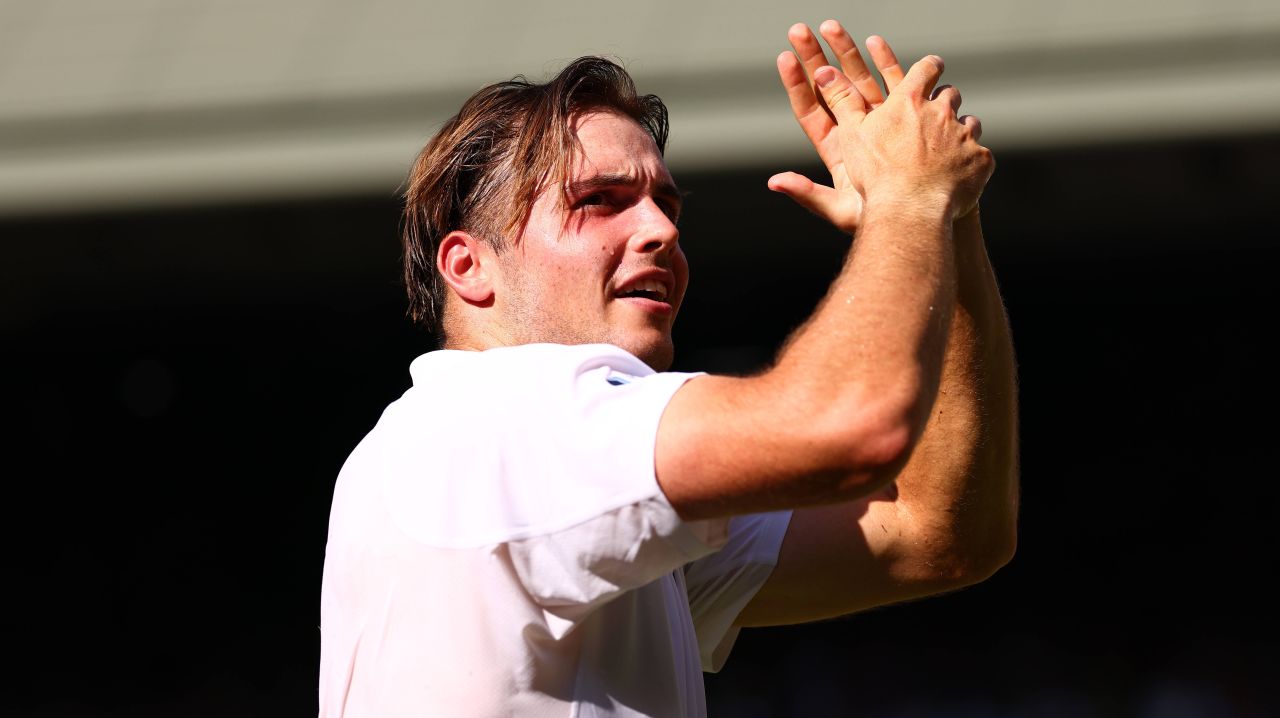 Marea surpriză de la Wimbledon! Cu cine va juca Alexander Zverev semifinala