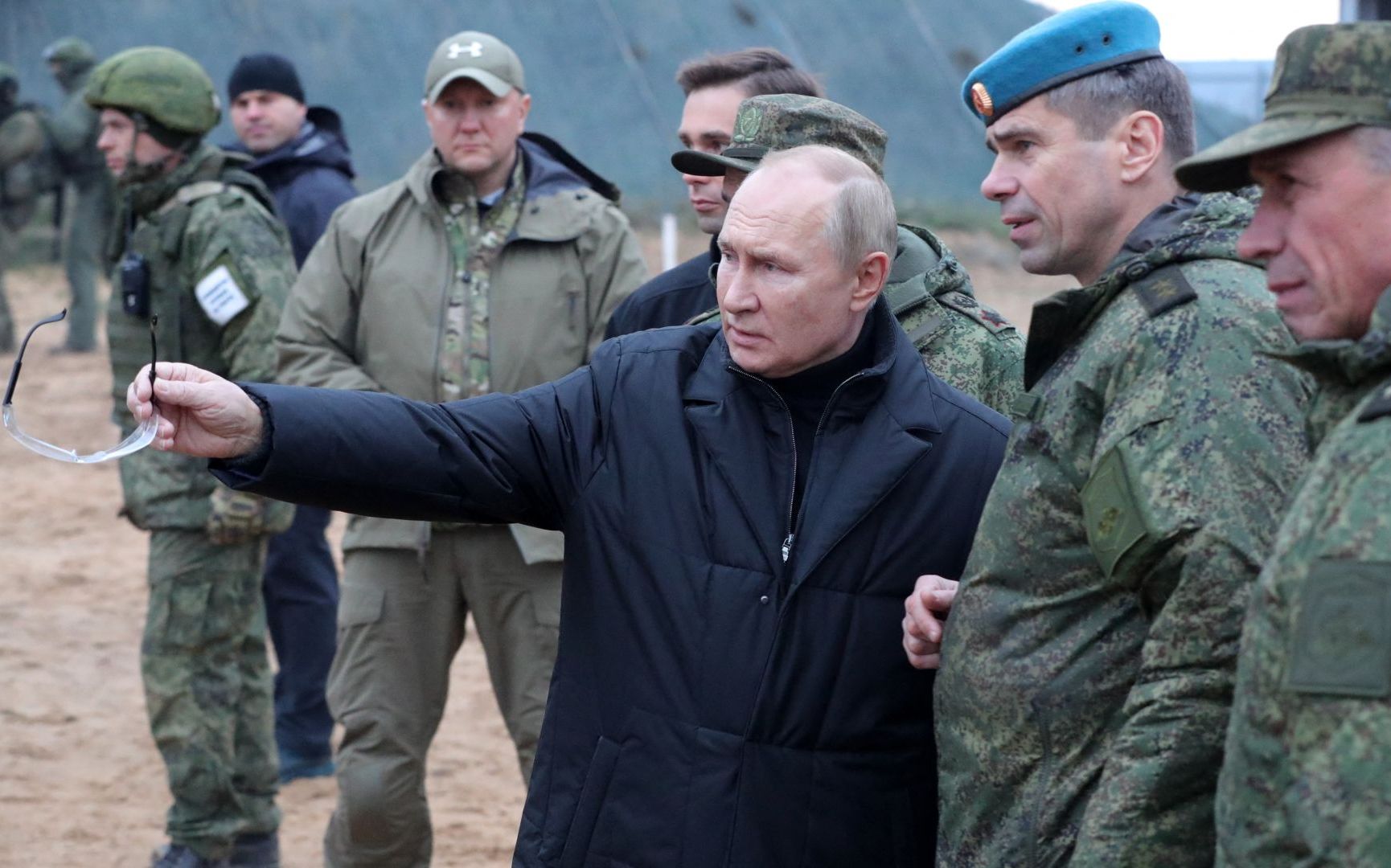 Reuters: Vladimir Putin ia în calcul posibile atacuri asupra bazelor NATO din România și statele baltice