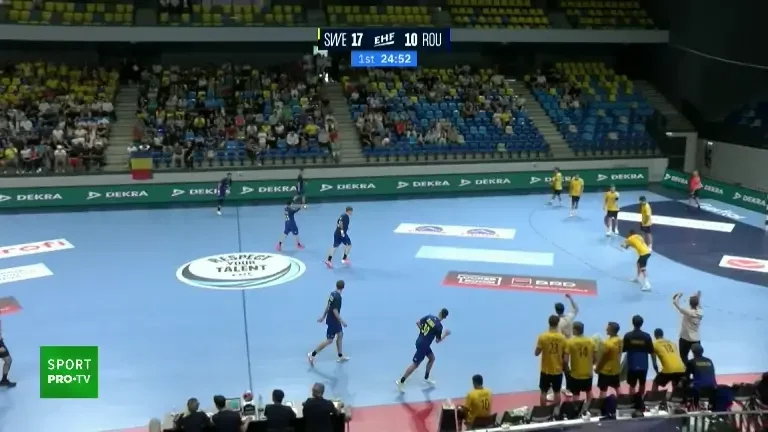România - Suedia 14-23, la pauză. Europeanul U20 de handbal masculin (VOYO)