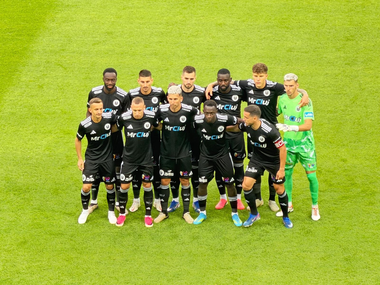 Să nu uităm de eliminările rușinoase și să apreciem rezultatele scoase de Craiova și „U” Cluj