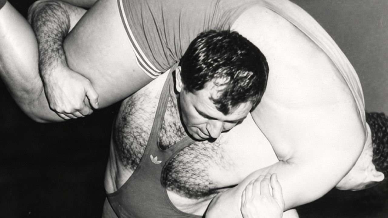 Uriașul de 100 kg pe care au vrut să ni-l fure nemții și americanii. Lupta deseori cu degetele îndoite, entorse și luxații