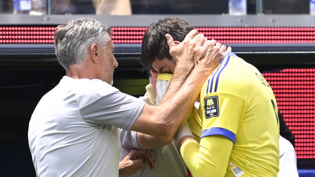 Imaginile durerii în Spania - Belgia 2-1. Cum a fost surprins ghinionistul Courtois