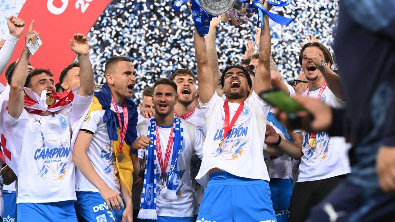 Universitatea Craiova a primit oferta pentru unul dintre cei mai valoroși jucători! Mihai Rotaru a luat decizia pe loc