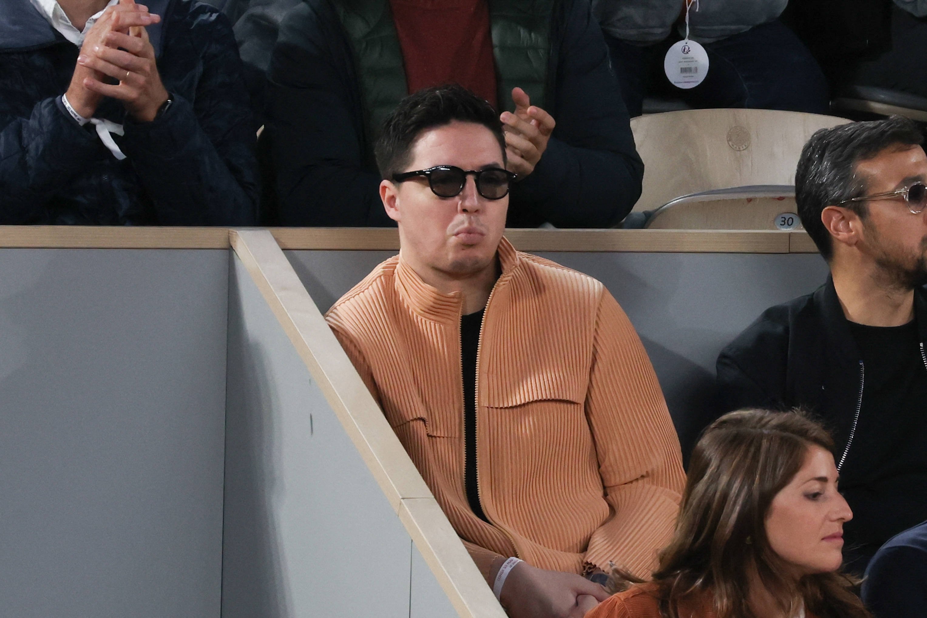 Fostul star Samir Nasri, anchetat 10 ore într-un dosar de spălare de bani și trafic de droguri!