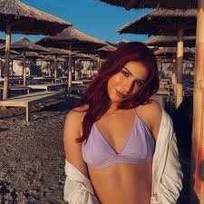 Mei rosu bianca