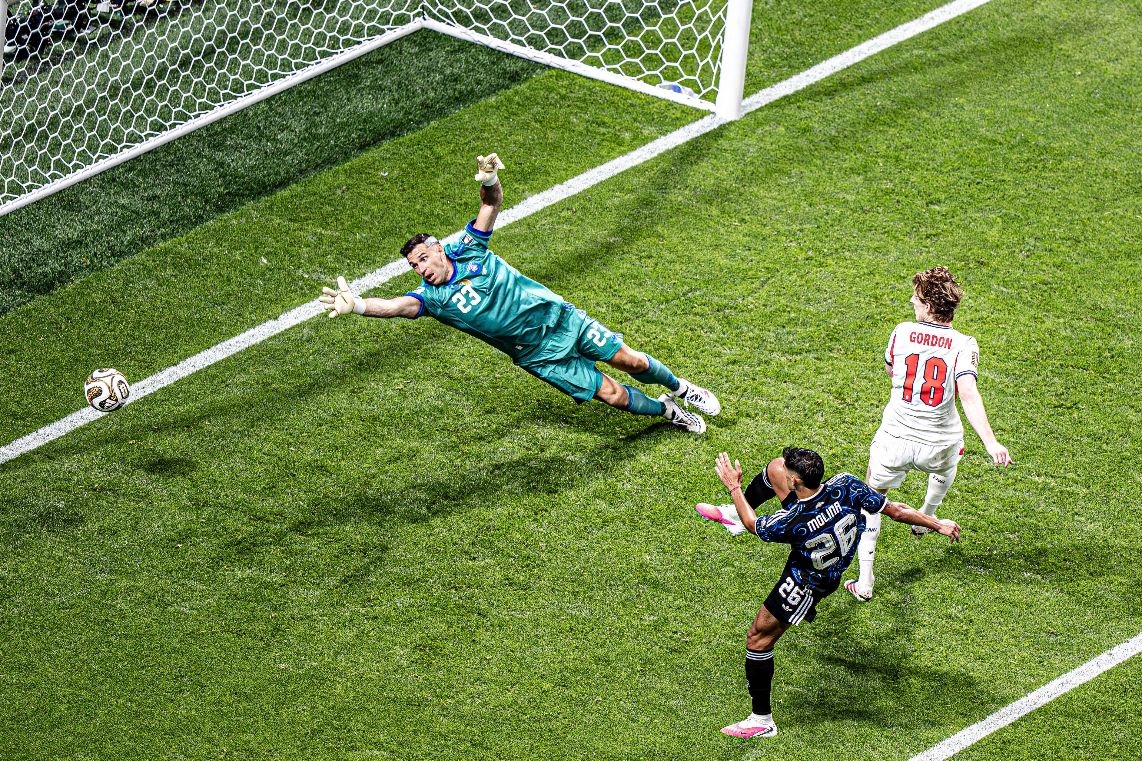 Anglia - Argentina 1-0! Anthony Gordon a deschis scorul