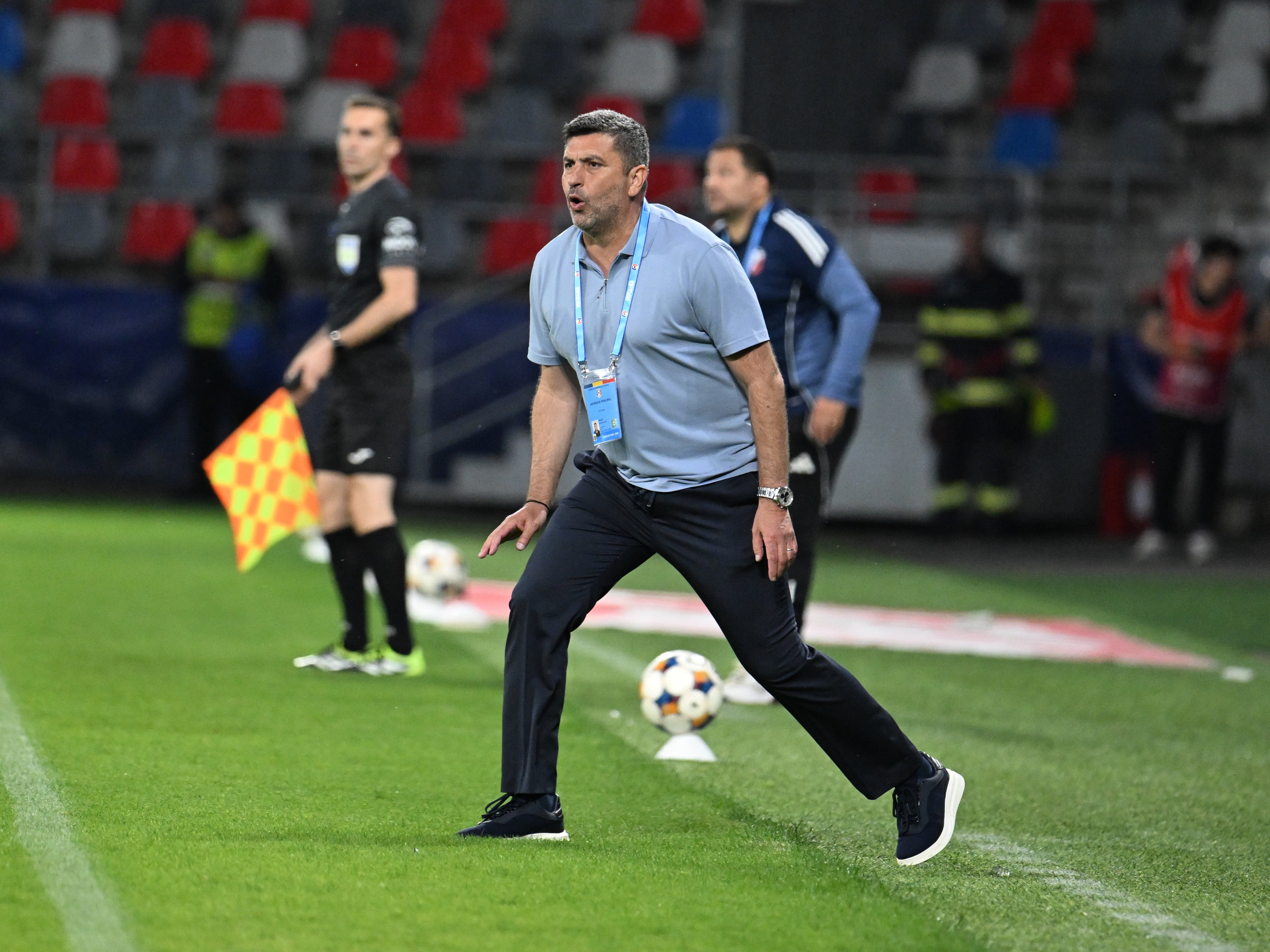 FCSB - FC Argeș, de la 21:30. Echipe probabile + ce absenți de marcă are FCSB. Cotele caselor de pariuri. Analiza lui Dan Chilom
