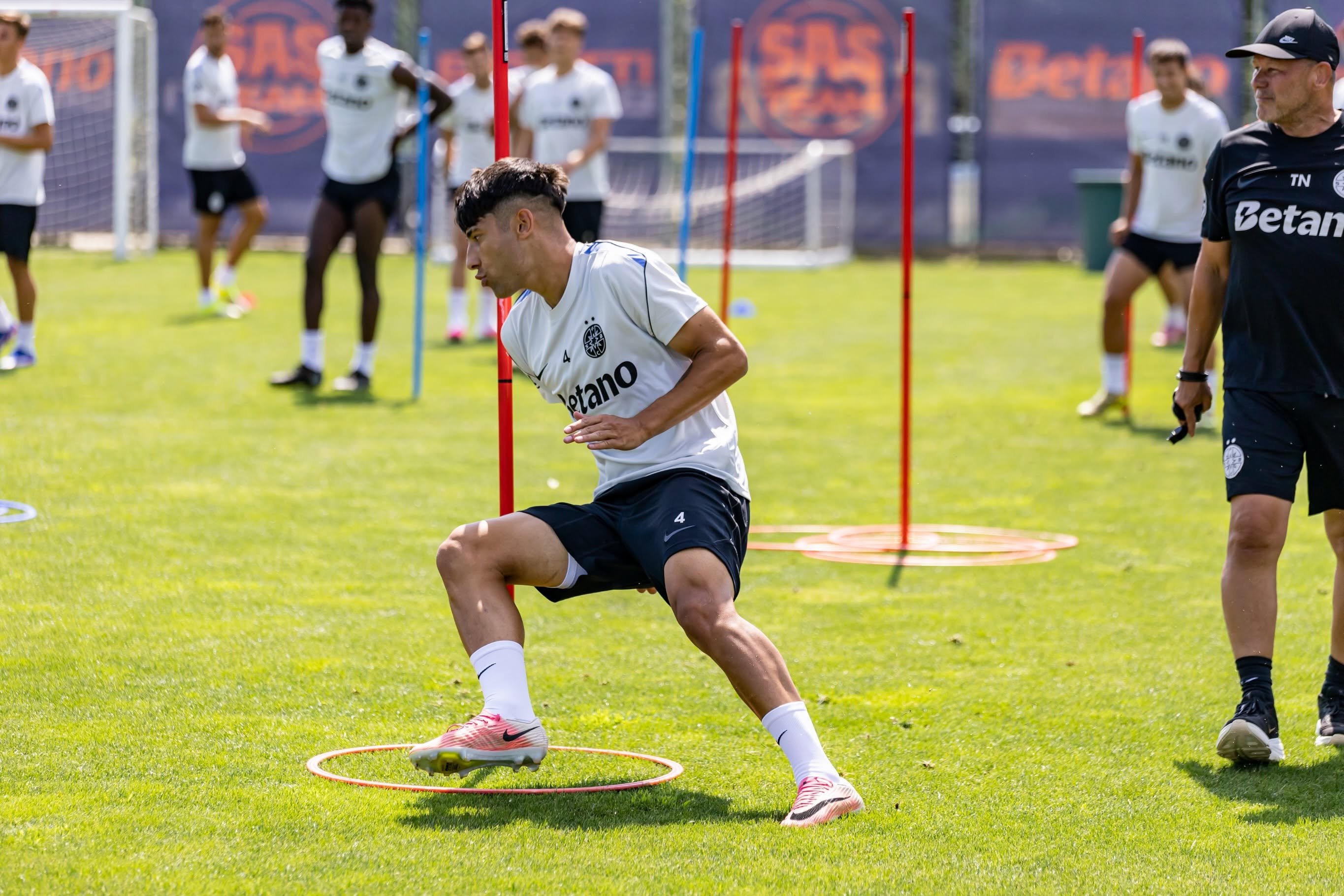 Fcsb 12