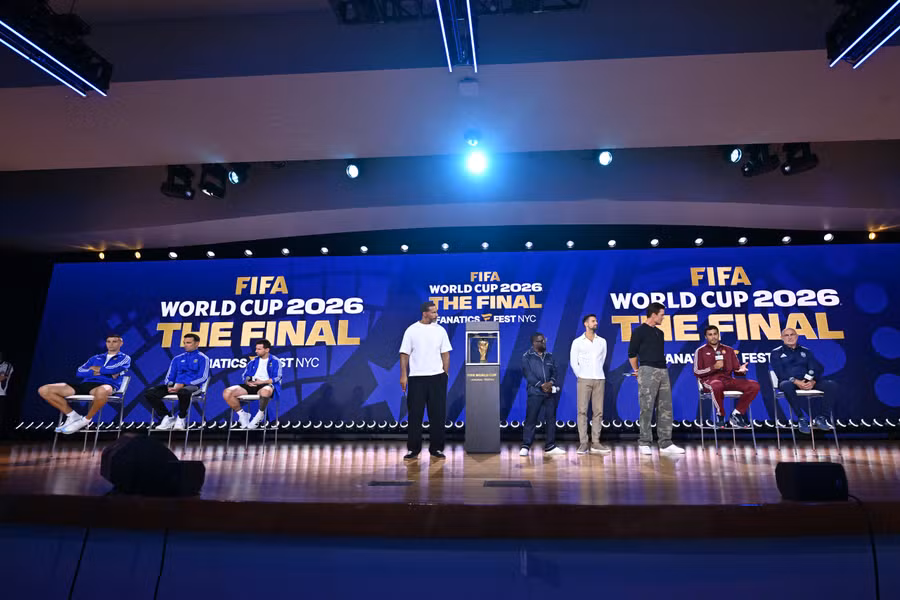 Ce spune Messi despre poza virală cu bebelușul Lamine Yamal înaintea finalei de la Mondial