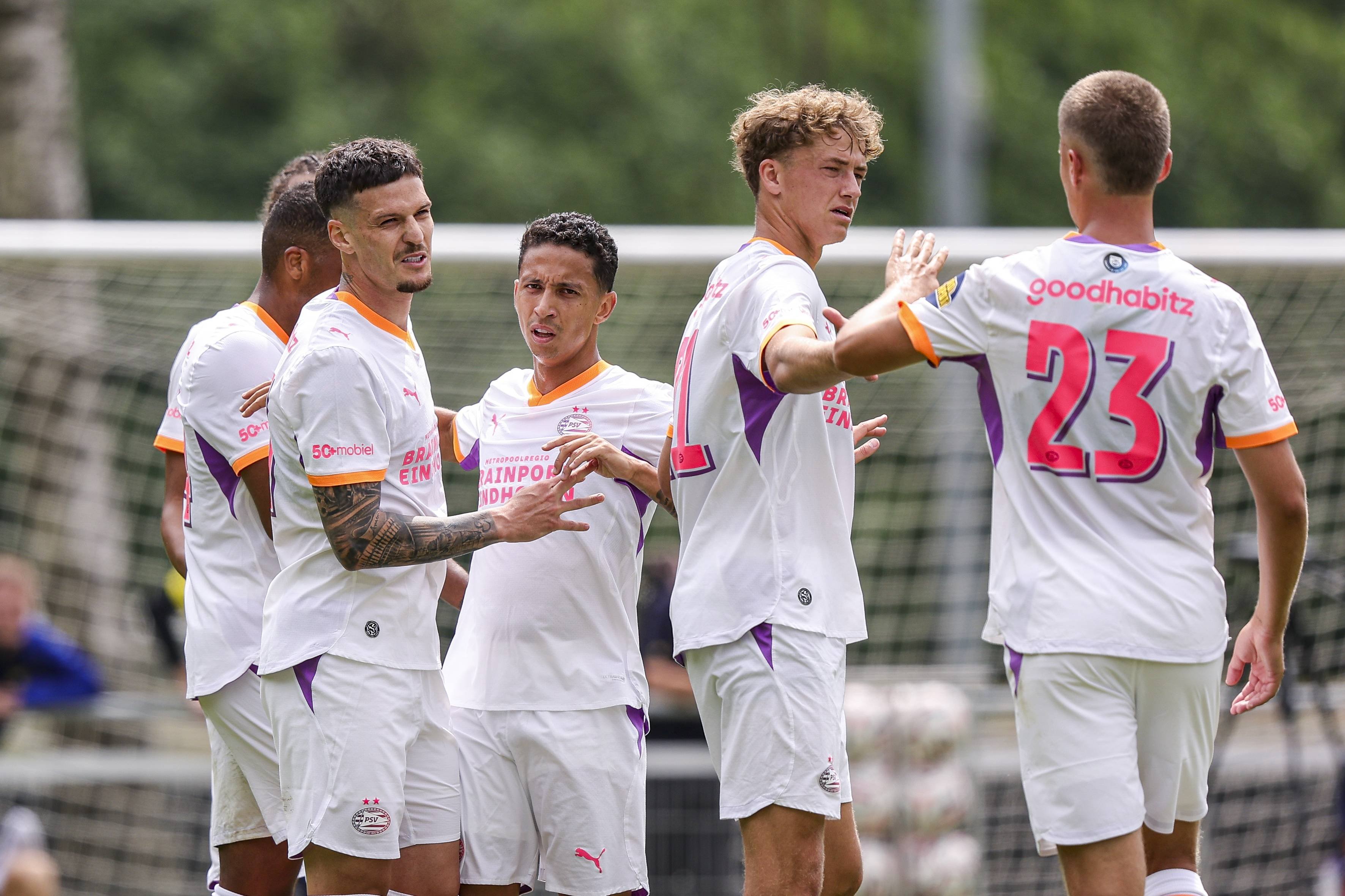 ACUM PSV - Union Saint-Gilloise 3-1, LIVE pe VOYO! Dennis Man marchează cu un șut spectaculos