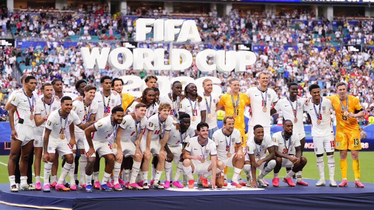 Imaginile bucuriei! Englezii au sărbătorit bronzul mondial după o victorie de povestit nepoților contra Franței