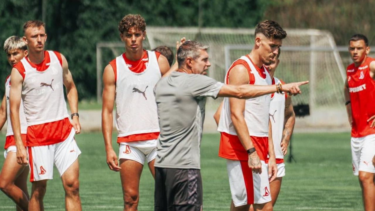 Lotul lui Dinamo pentru sezonul 2026-2027! Numerele de pe tricouri, de la 1 la 99