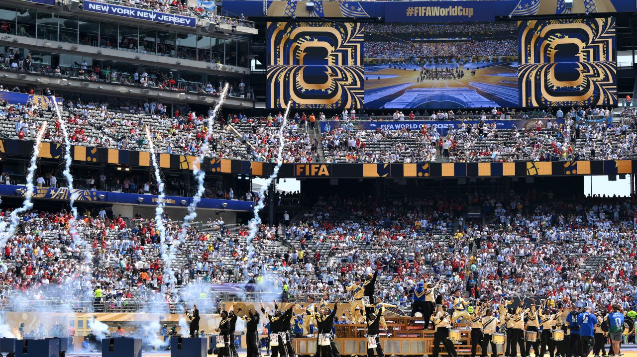 Imaginile spectacolului! Atmosferă de vis la ceremonia de deschidere a finalei Spania - Argentina