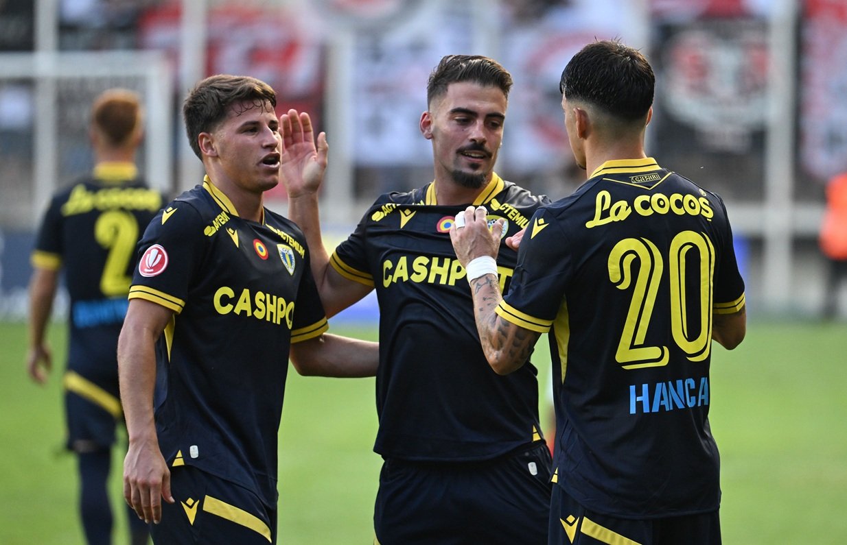 Aflată în insolvență, Petrolul anunță prime după victoria cu Dinamo! Cât încasează "lupii"