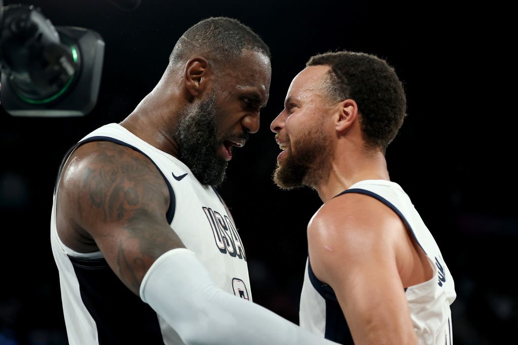 LeBron James are șanse mari să i se alăture lui Stephen Curry la Golden State Warriors!