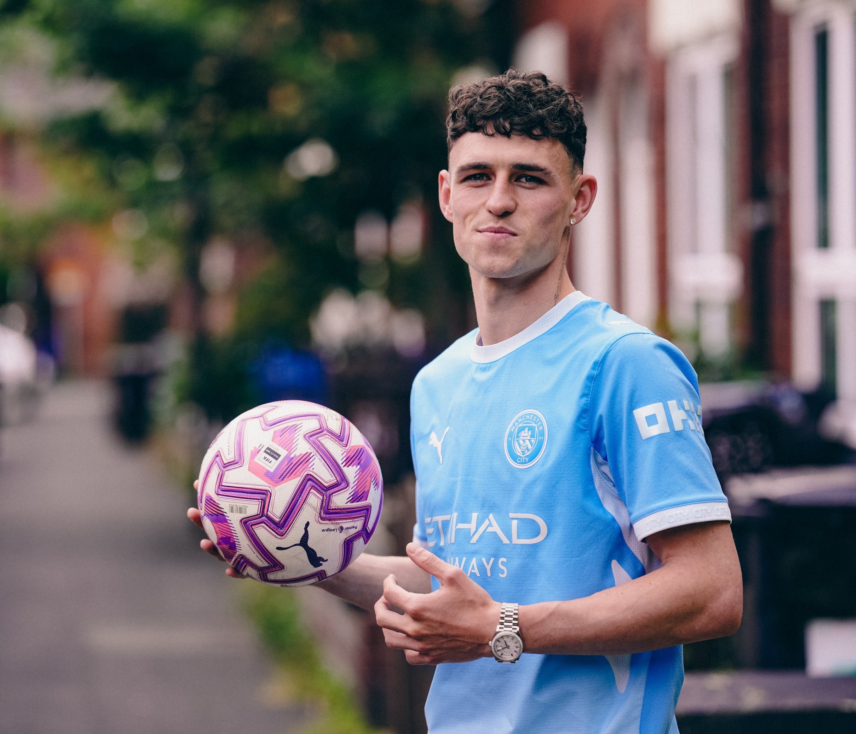 Phil Foden a semnat!