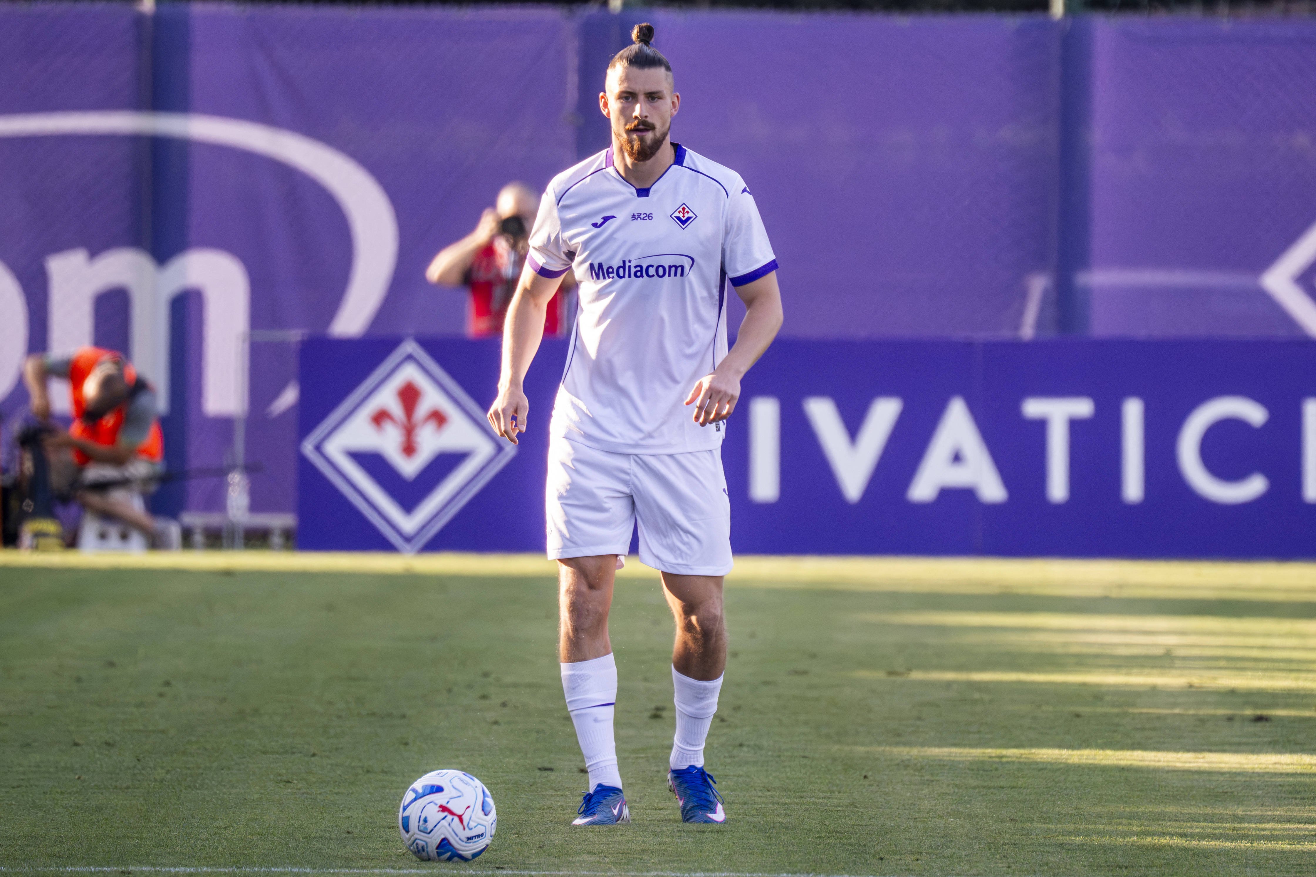 Diamantul lui Real Madrid, lângă Radu Drăgușin la Fiorentina?!