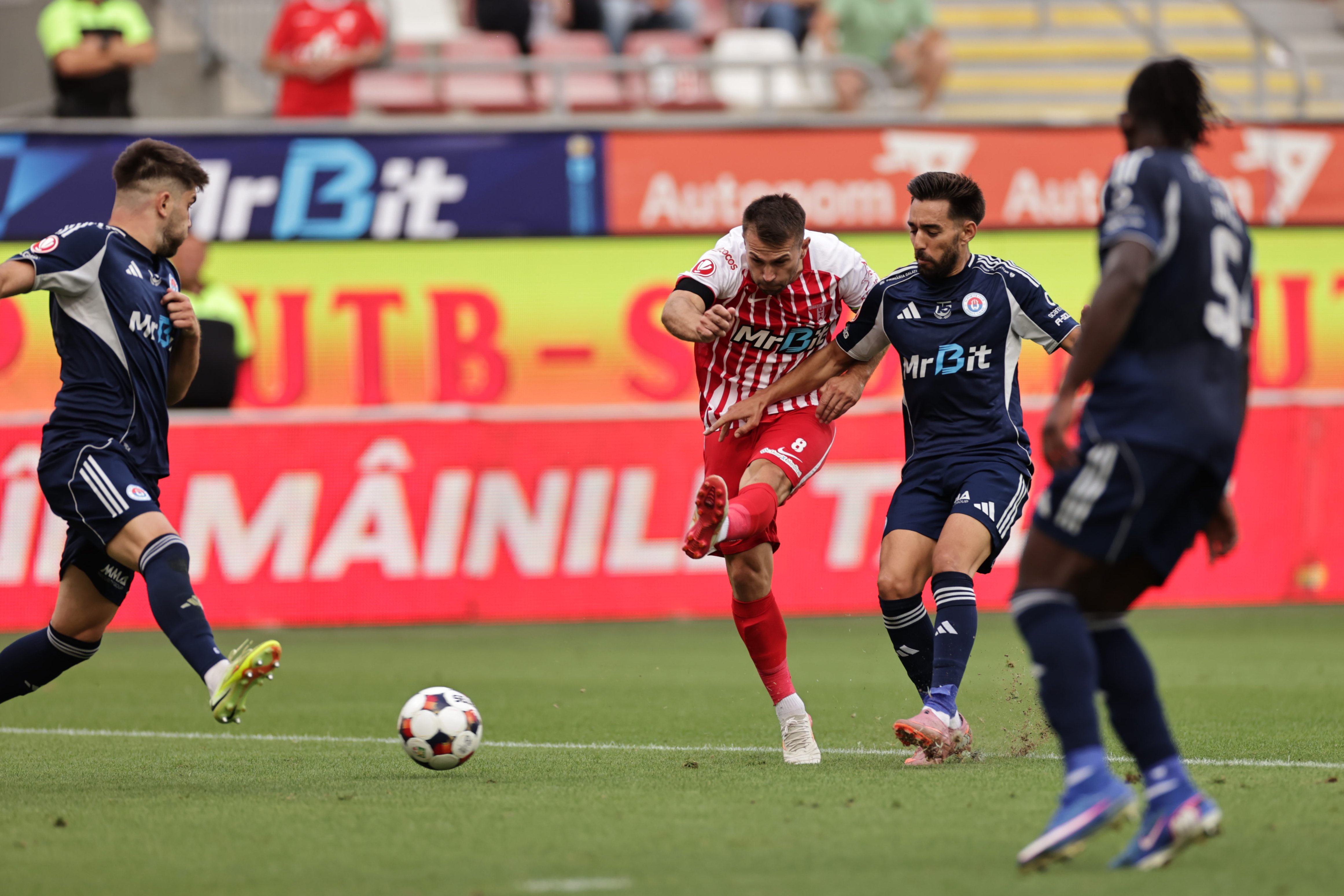 UTA - Oțelul 1-2, ACUM pe Sport.ro! Gazdele reduc din diferență
