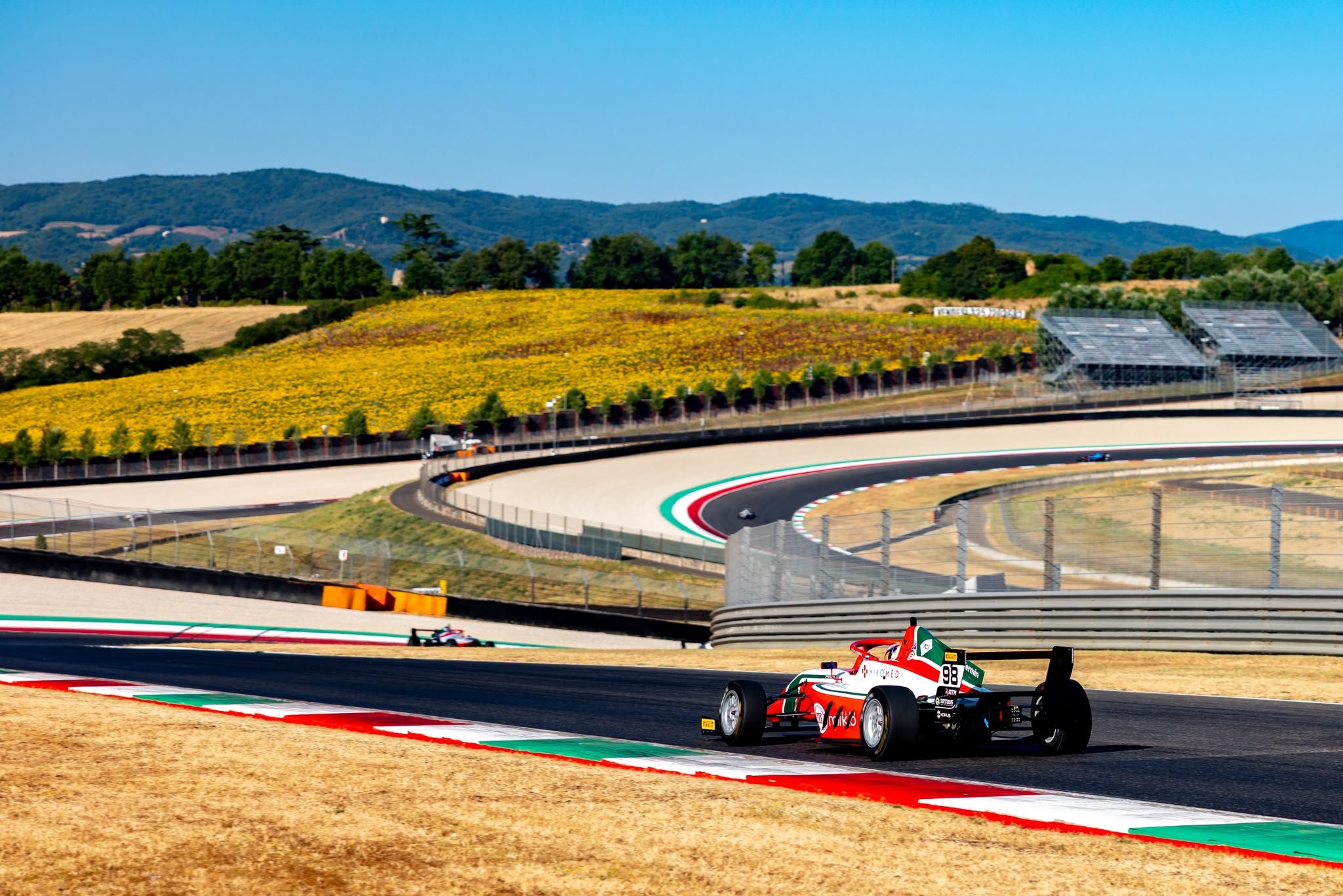România se mândrește cu pilotul-senzație: David Cosma Cristofor! Pole-position la Mugello, în Campionatul Italian de Formula 4