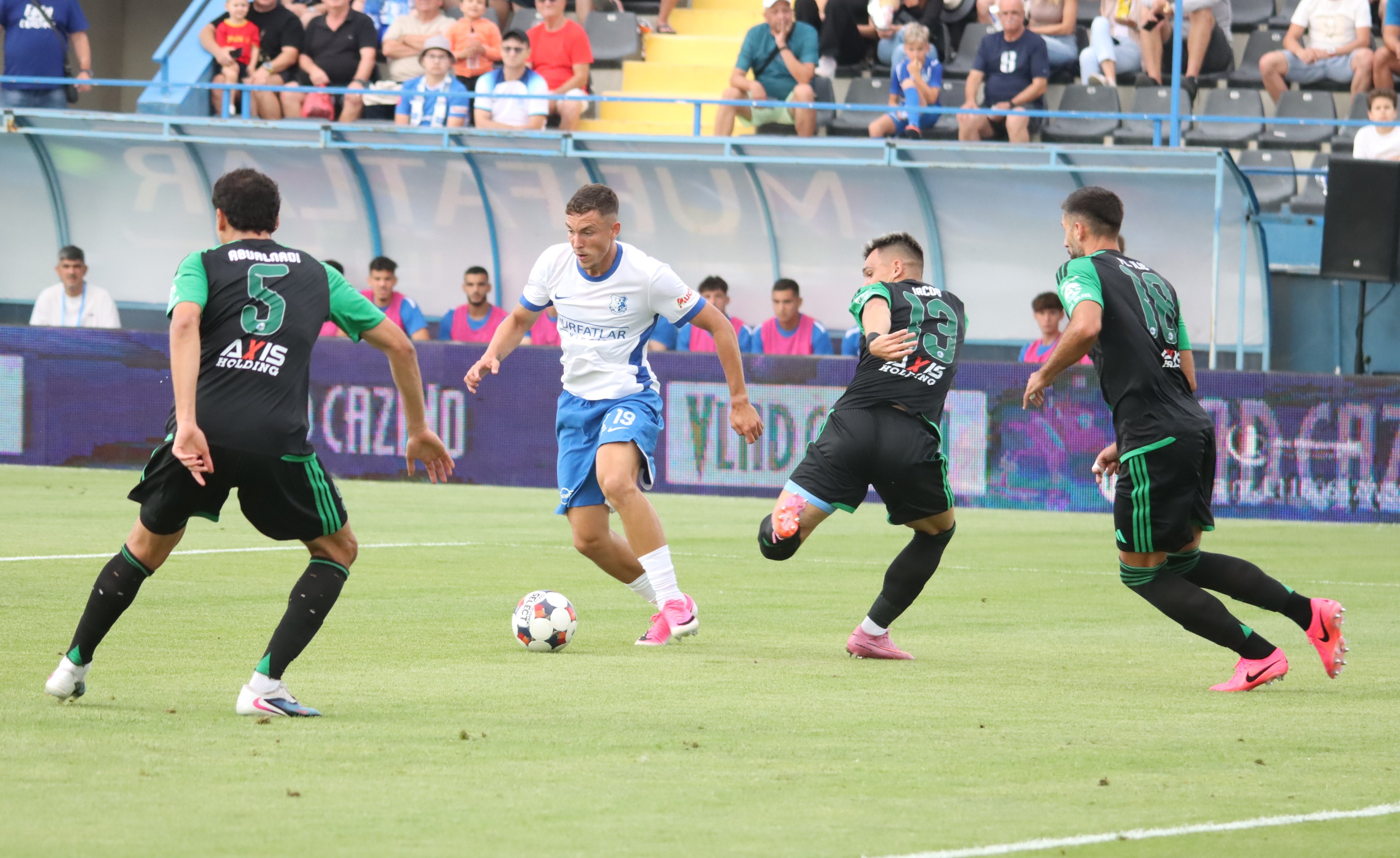 Farul Constanța - Corvinul Hunedoara 2-0! Meci cu de toate la Ovidiu: gol de la 60 metri, „roșu” și penalty ratat