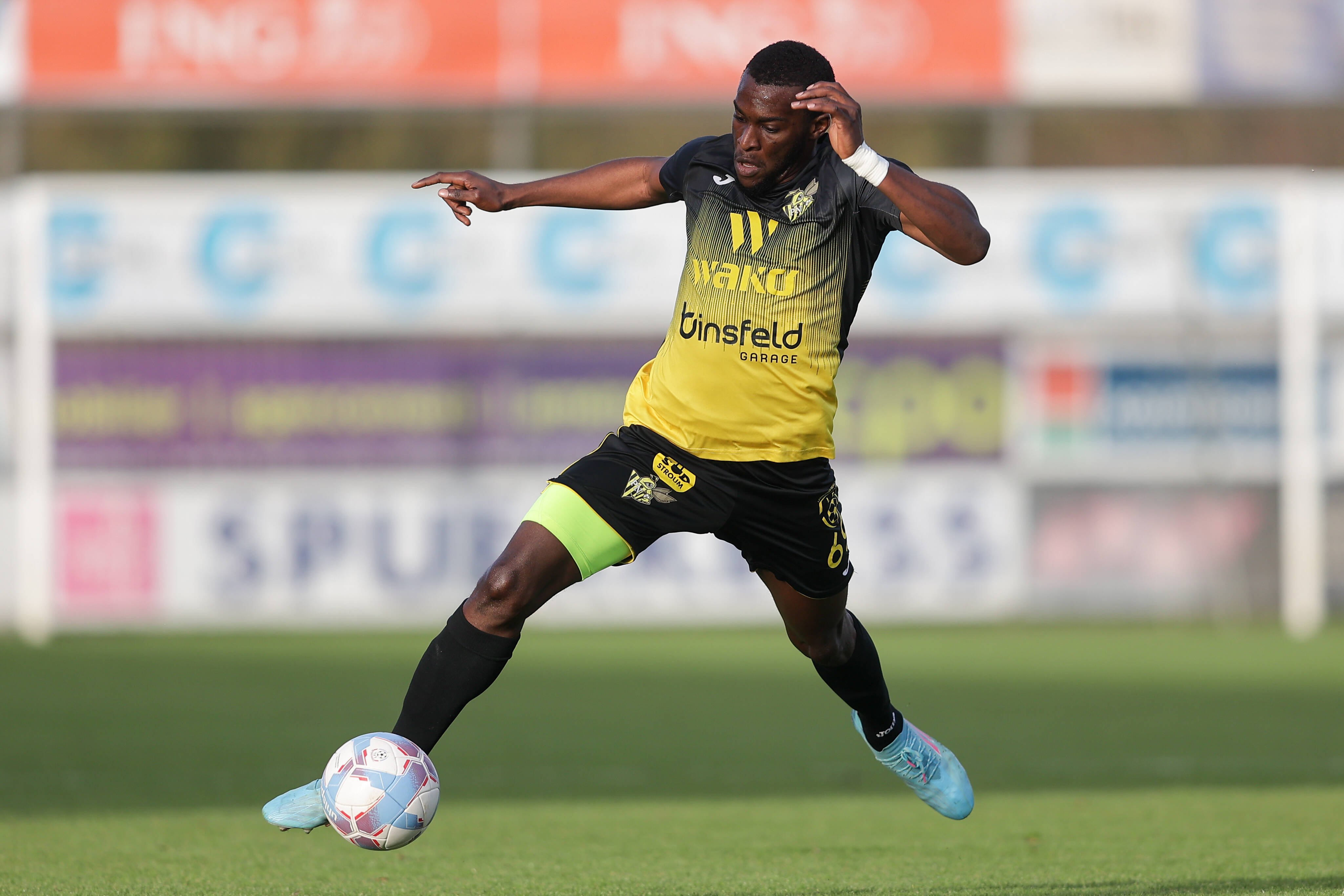 Oluwatobiloba Adefunyibomi Alagbe a semnat în Superliga României!