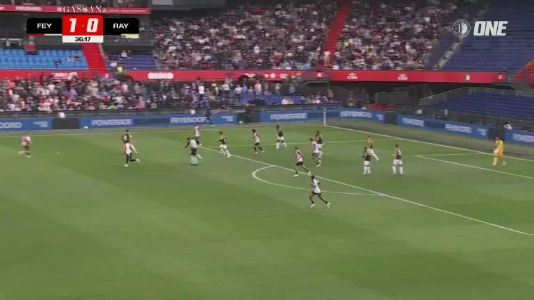 Andrei Rațiu, ocazie uriașă în Feyenoord - Rayo Vallecano | VOYO (26 iulie 2026)