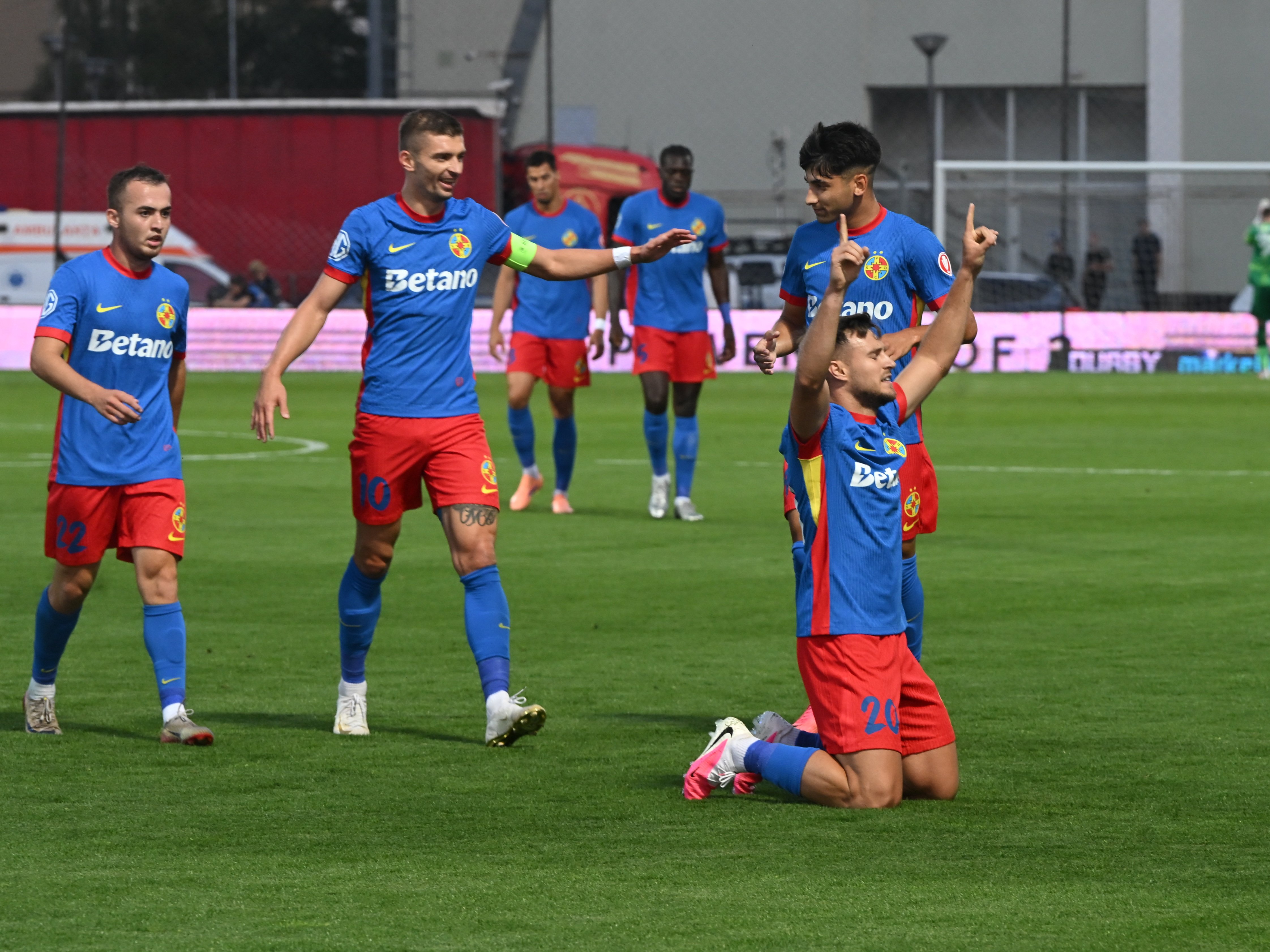 Reacția presei din Ungaria după ce FCSB a învins-o pe Csikszereda: „Nu a putut face față”