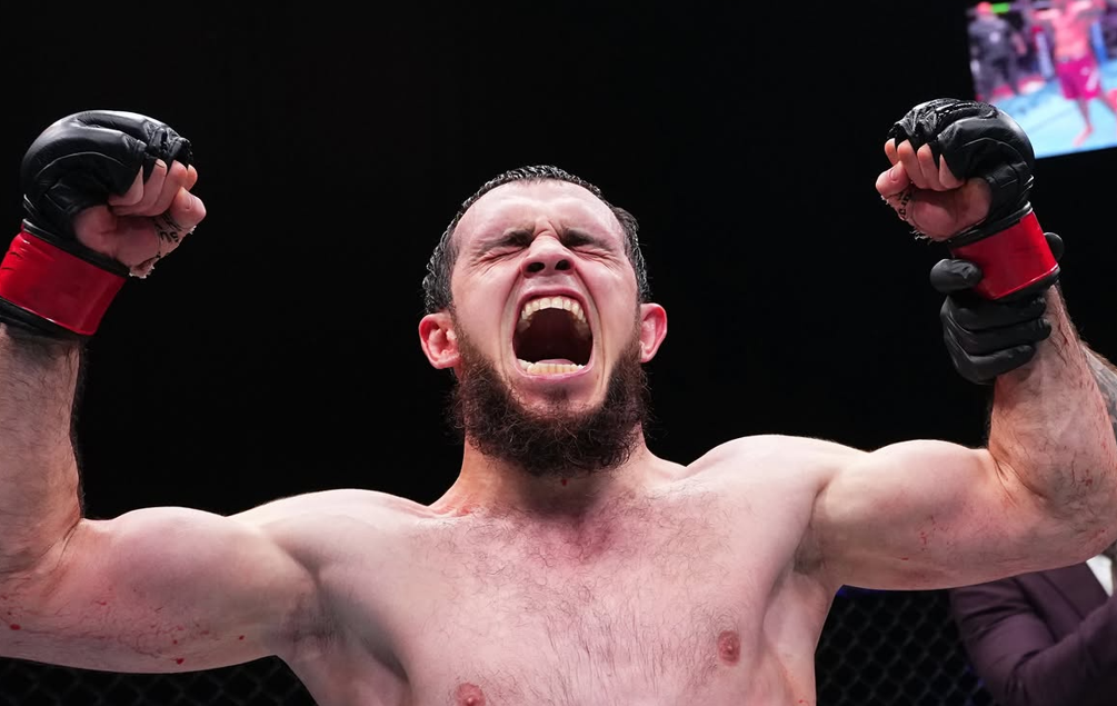 UFC Fight Night 282 | Ankalaev a făcut spectacol! Toate rezultatele de pe tabloul principal (exclusiv pe VOYO)