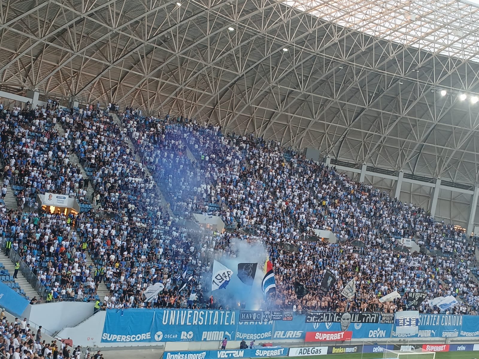 Interziși de UEFA, ultrașii lui Levski tot au pătruns pe „Ion Oblemenco”. Cum au reușit
