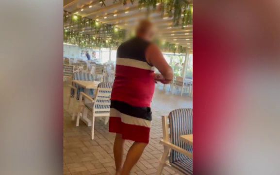 Cârnați prăjiți pe balcon, mâncare sustrasă prin metode ingenioase - aventuri în hotelurile all inclusive de pe litoral