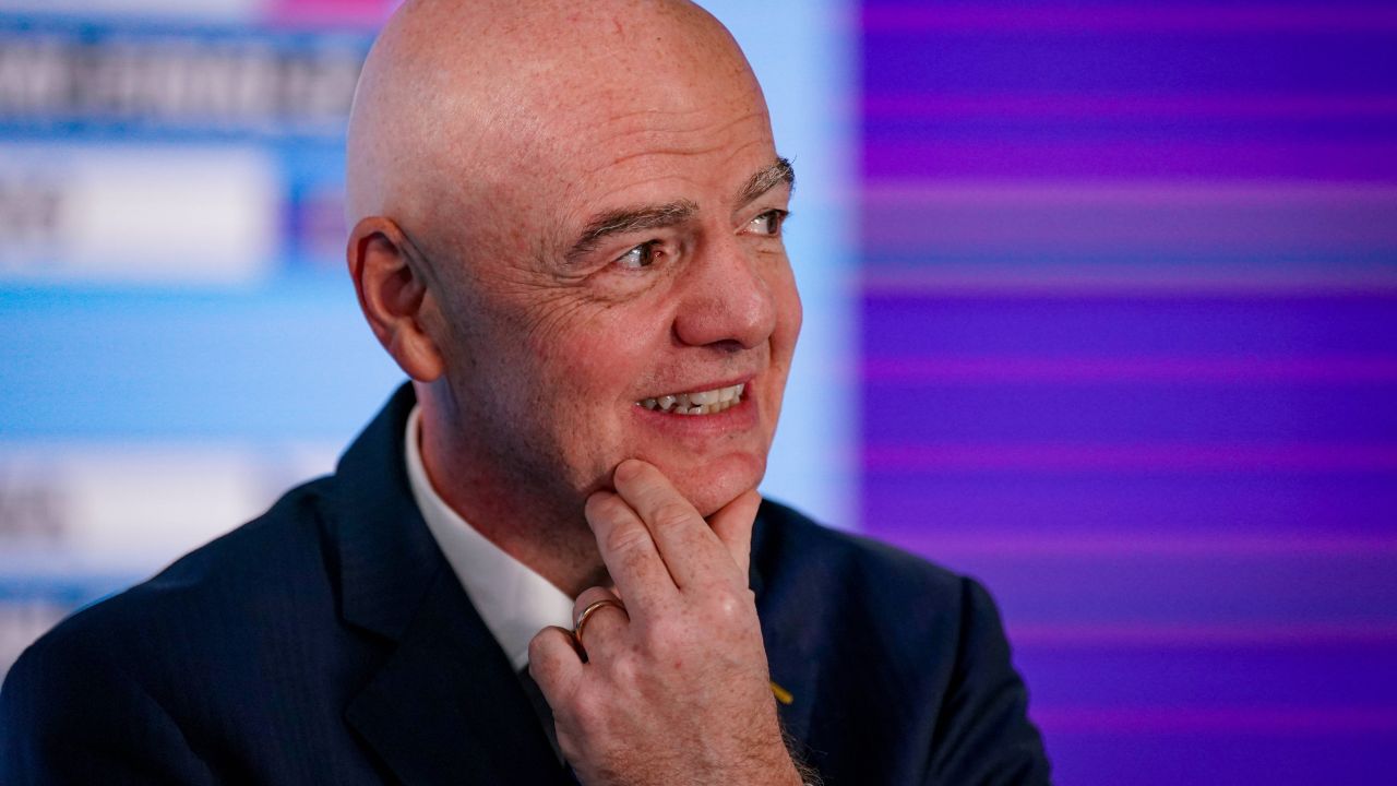 Cât!? Salariul pe care l-ar fi primit Gianni Infantino dacă proiectul vânzării Cupei Mondiale ar fi fost aprobat
