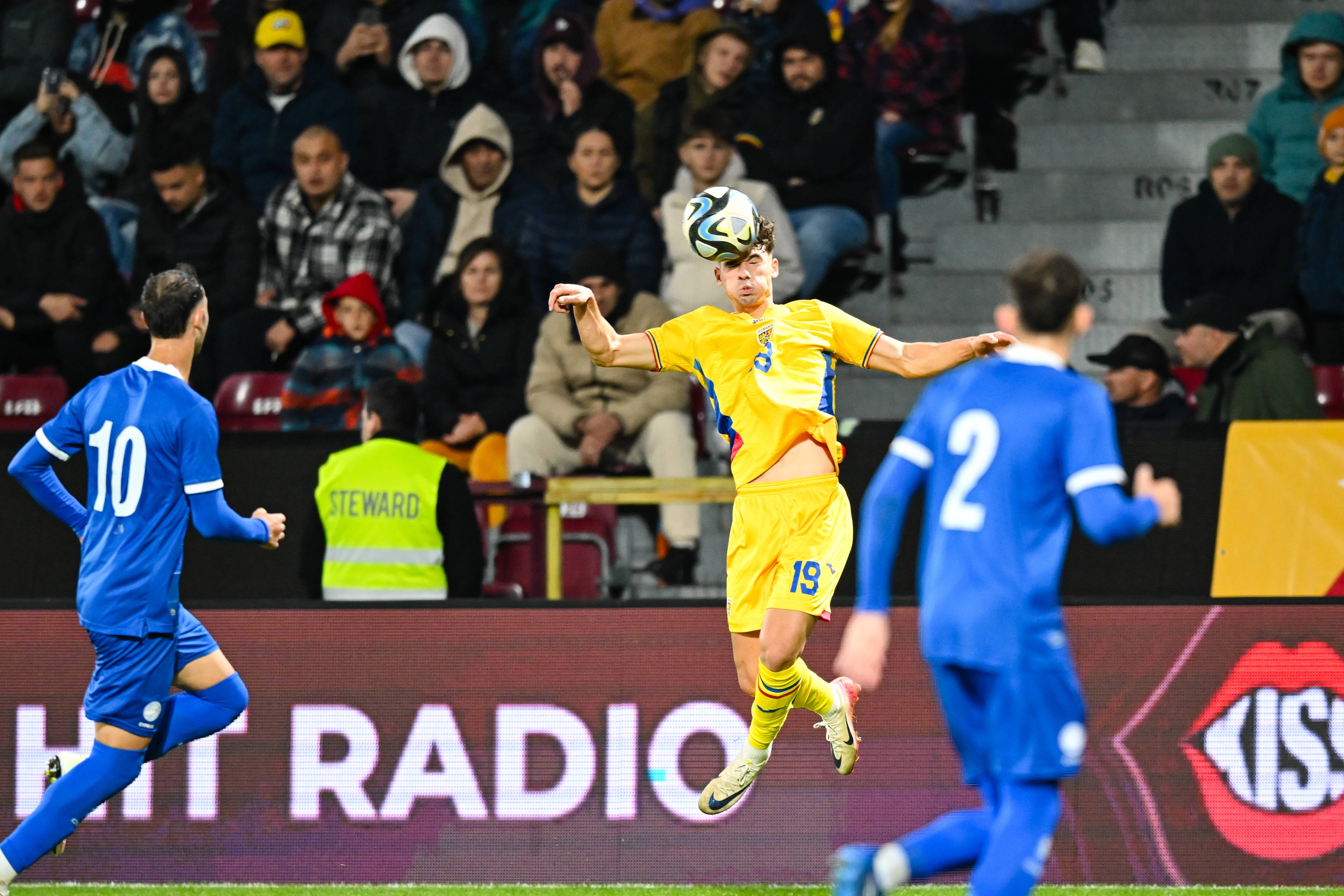Fotbalistul din naționala României a rămas acum fără echipă! ”M-au întrebat de el”