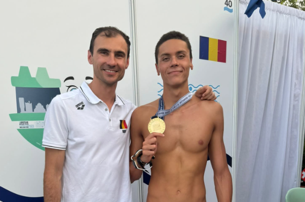 Dragoș Luscan: "Pregătirea alături de Pan Zhanle îi va fi benefică lui David Popovici la Campionatele Europene"