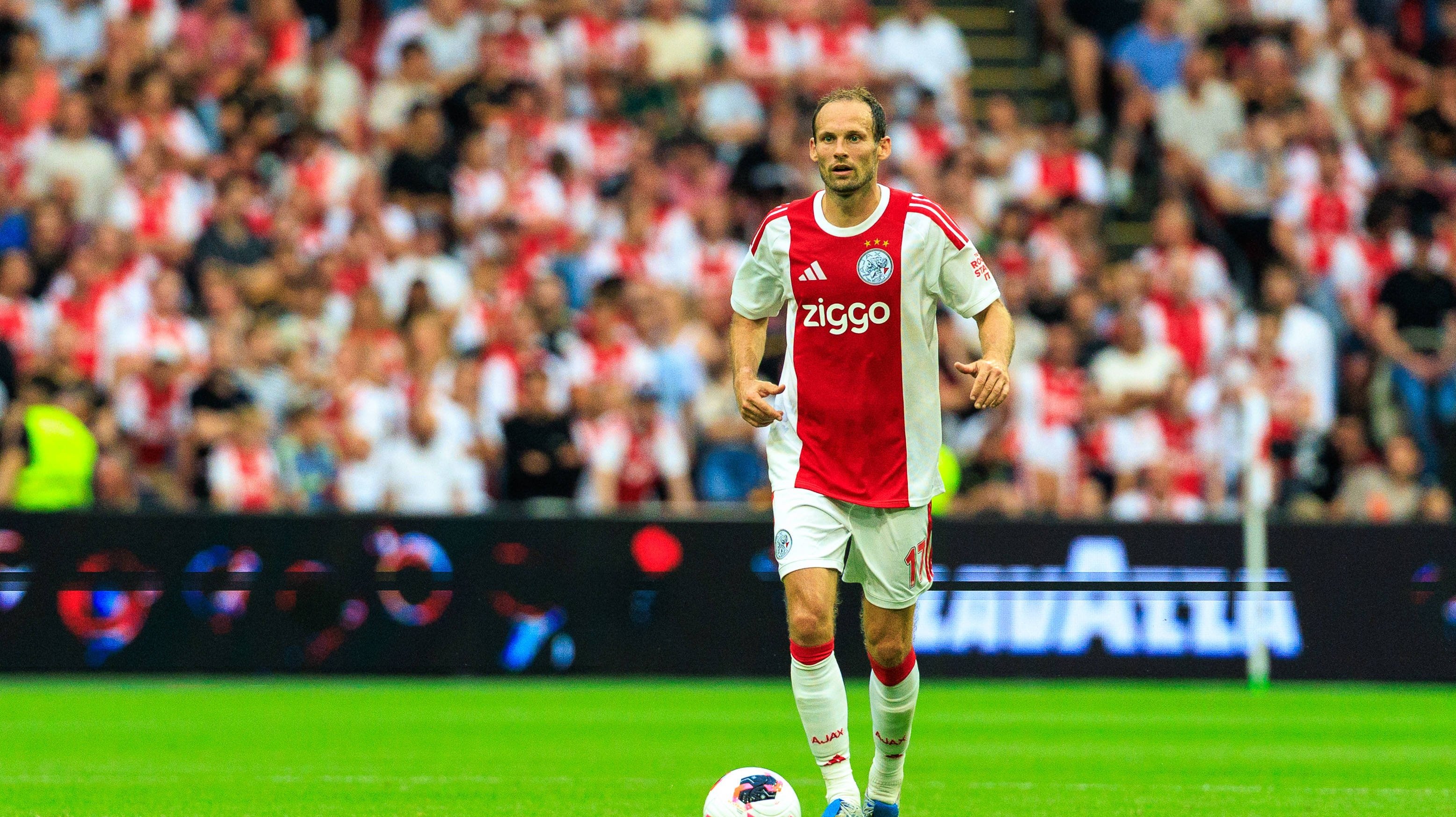 Ajax - Shelbourne, LIVE pe VOYO SPORT 1 azi, de la 21:00 | Cine arbitrează meciul + echipe probabile de start
