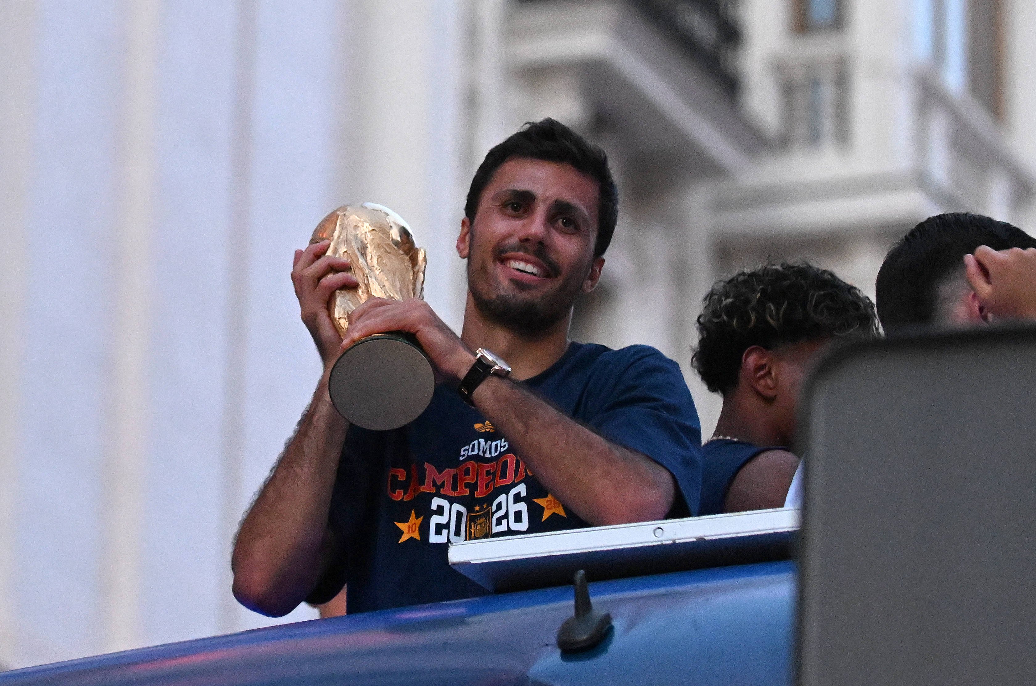 Ce urmează după ce Manchester City a refuzat oferta Barcelonei pentru Rodri