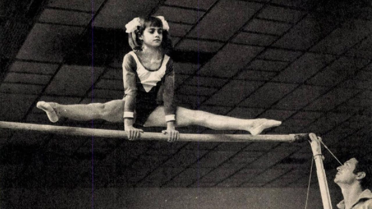 Nadia 50 | Nadia Comăneci, dincolo de primul 10: momentul în care Europa a descoperit-o pe „Zeița de la Skien”
