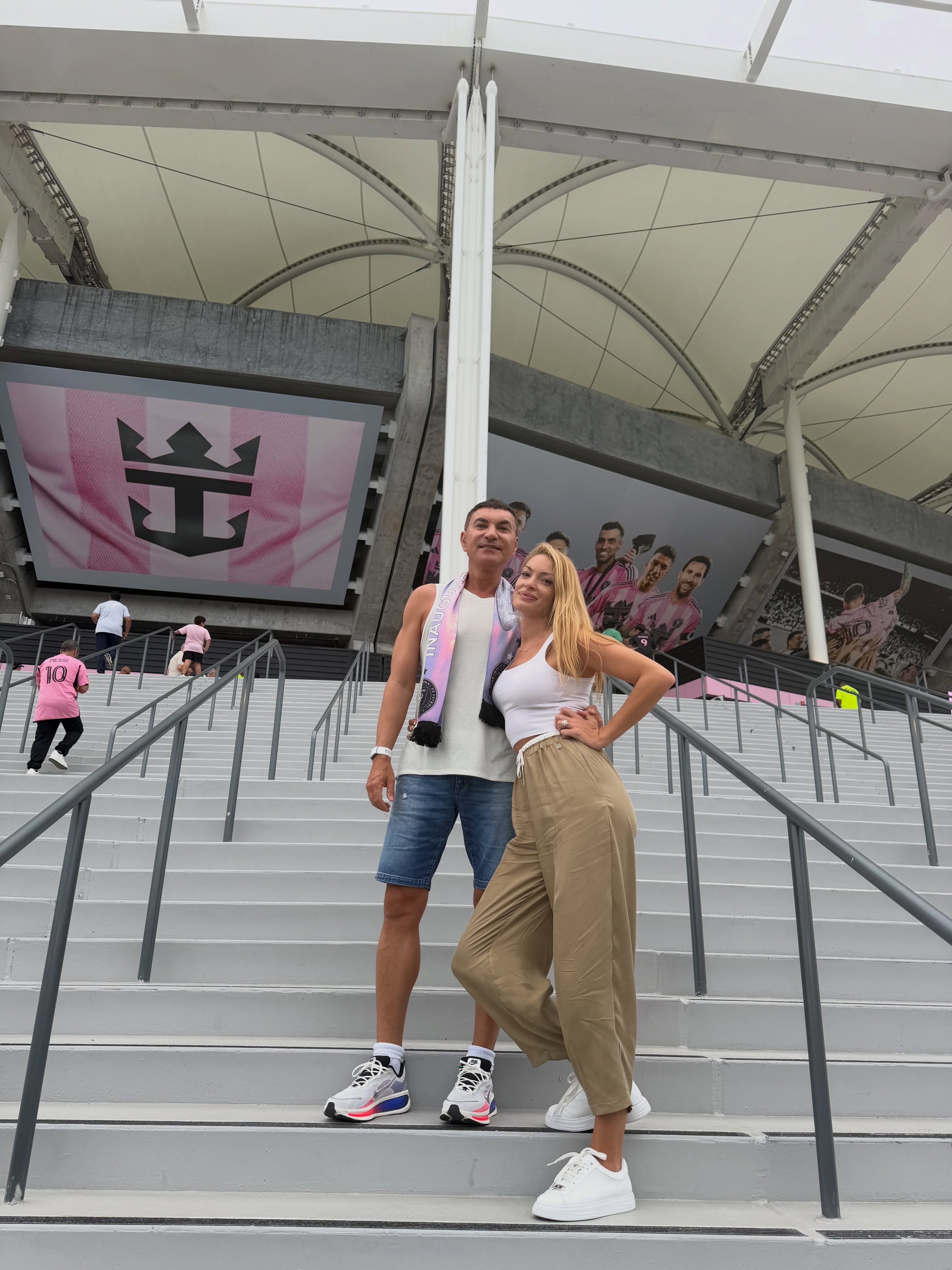 Cristi Borcea și-a luat băieții pentru a-l vedea pe Lionel Messi la Inter Miami! Valentina Pelinel a postat imaginile