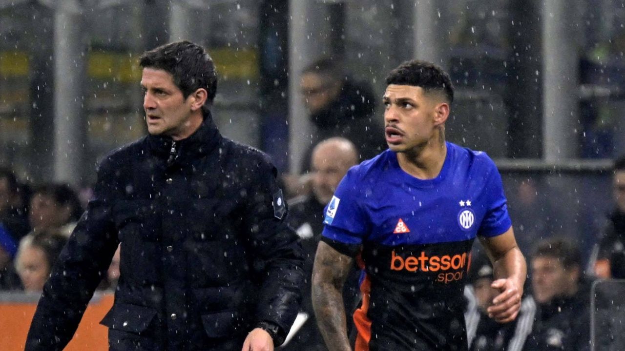 Chivu ar putea pierde încă un jucător important. Ofertă de 30 de milioane €