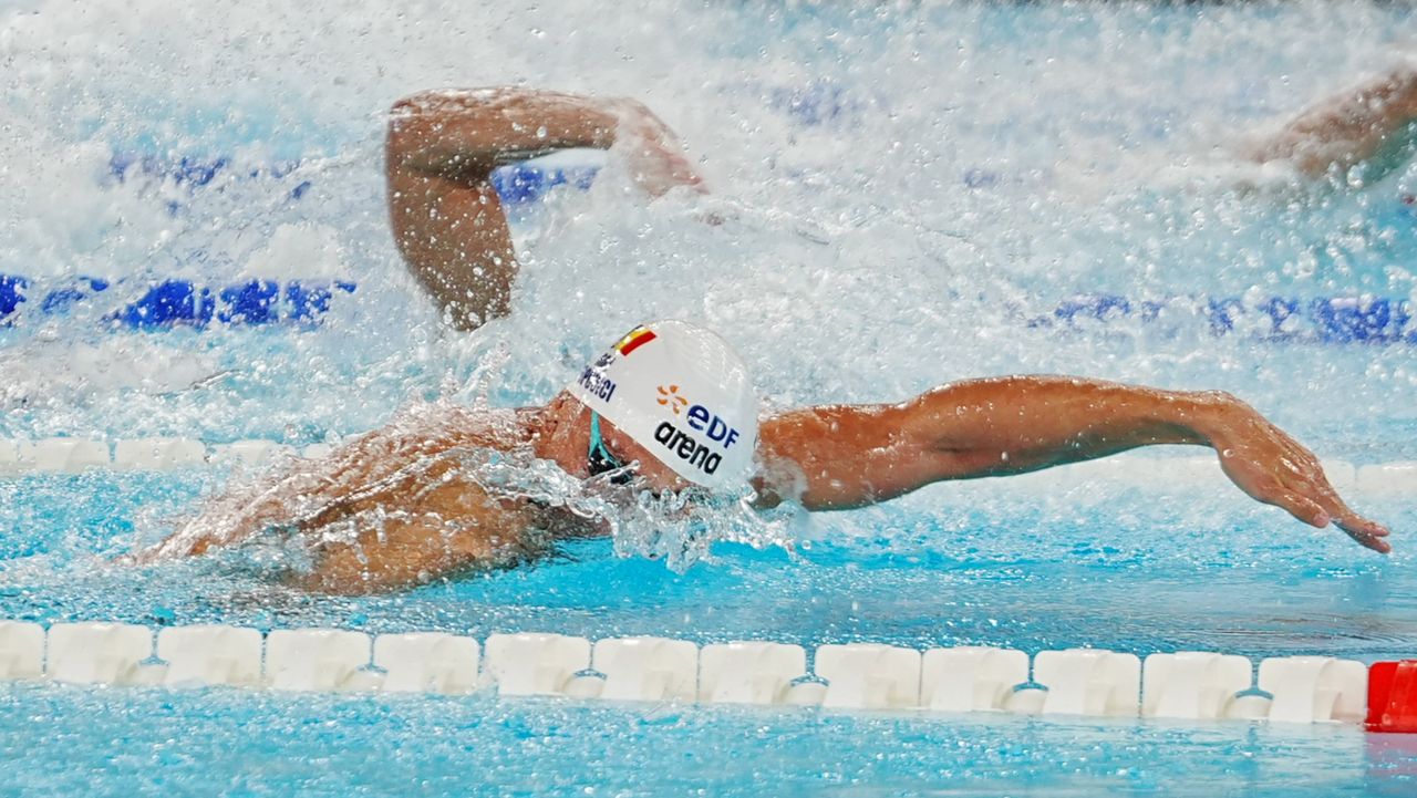 Când va concura David Popovici în finala la 100 m liber de la Campionatul European
