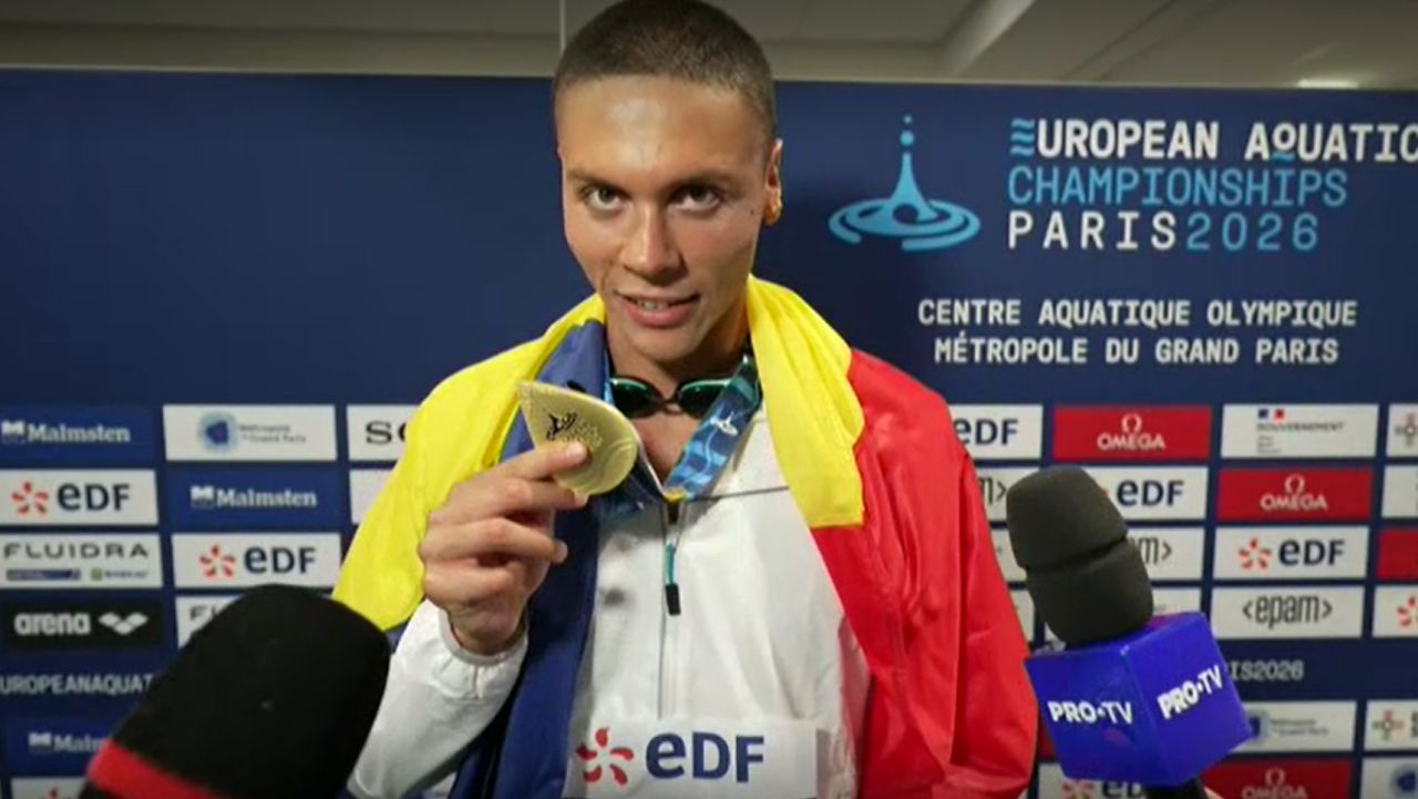 David Popovici a dezvăluit cui îi va dărui medalia de aur câștigată în proba de 100m