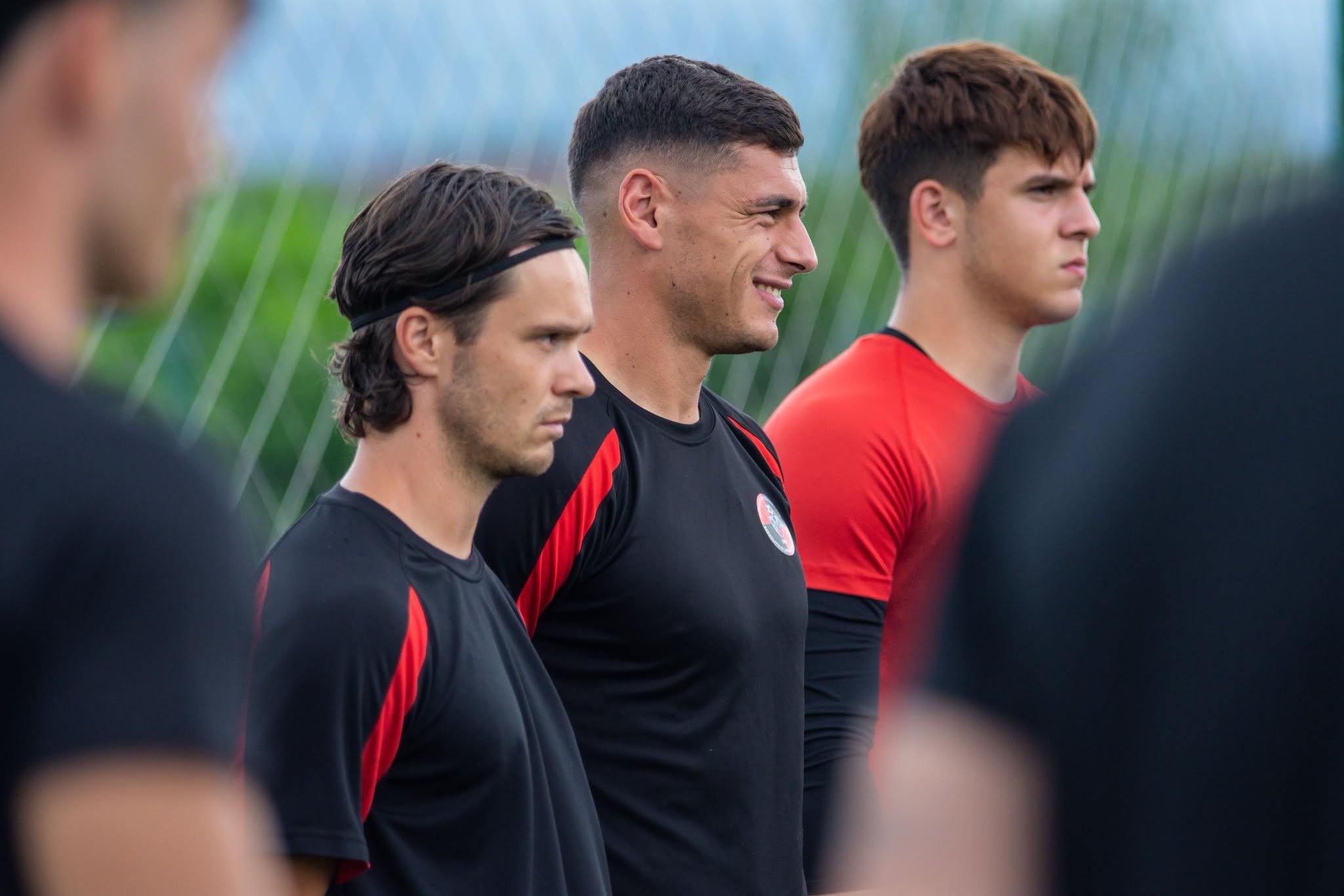 Putem avea încă un român în Eredivisie, alături de Dennis Man!