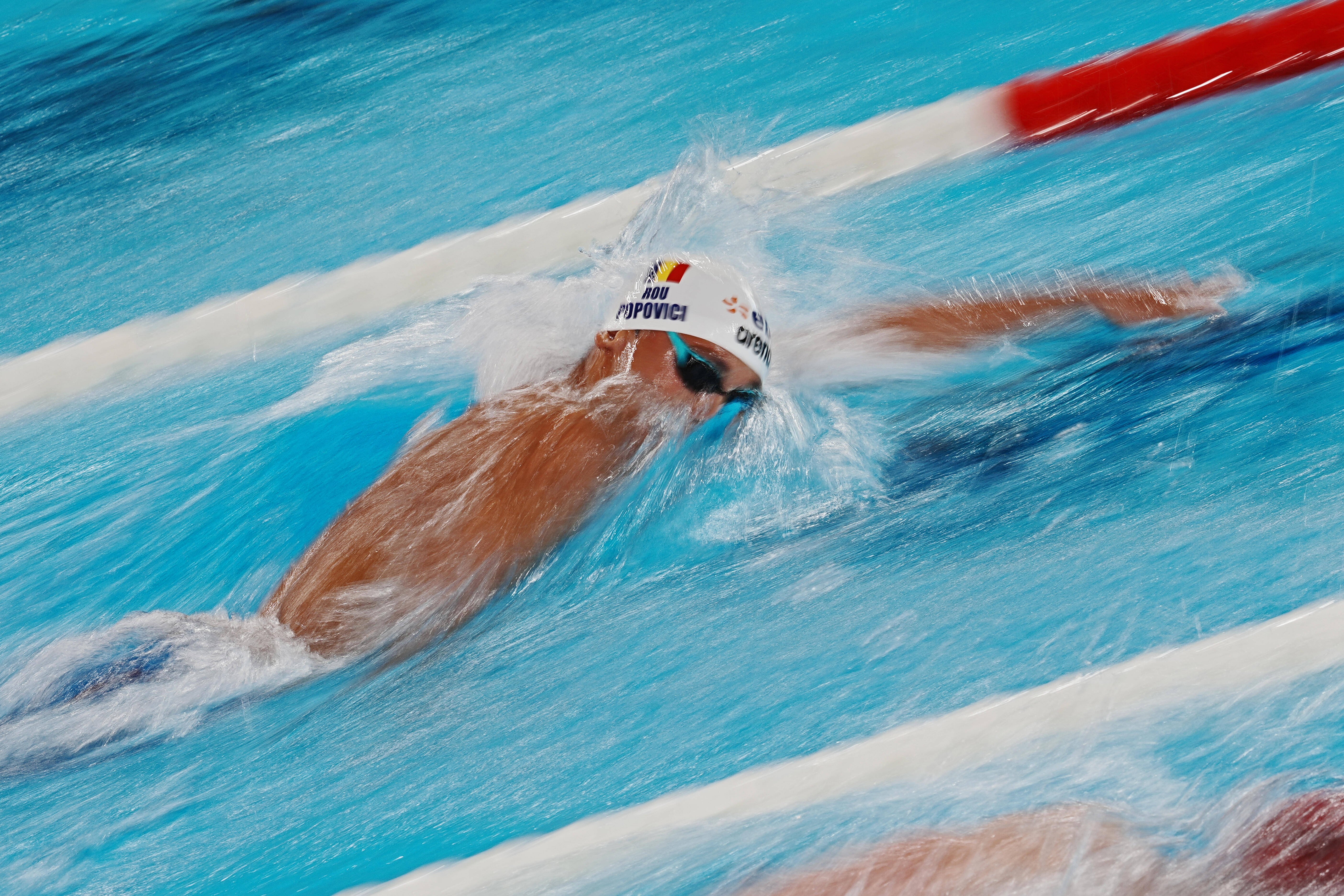David Popovici azi în finala de la 200 m liber, după aurul european cucerit la 100 m liber!
