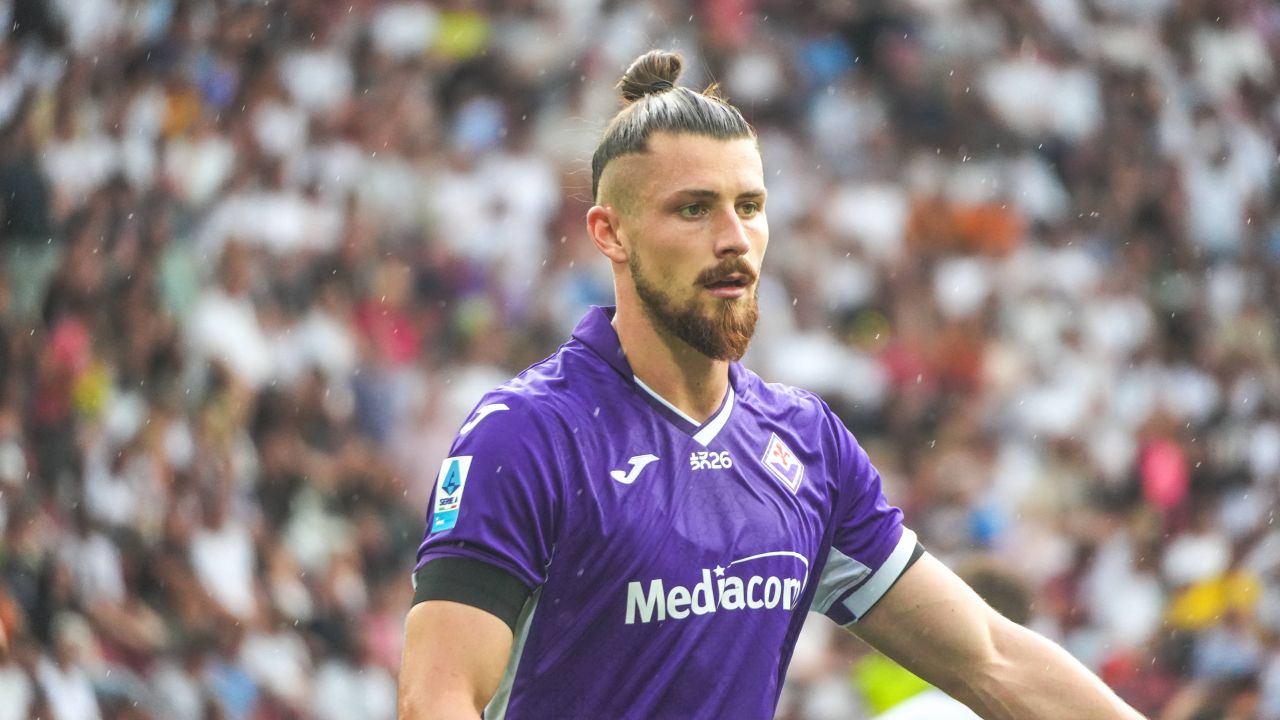 Fiorentina - Benevento 4-0, ACUM, pe VOYO SPORT 1. Radu Drăgușin, assist la debut!