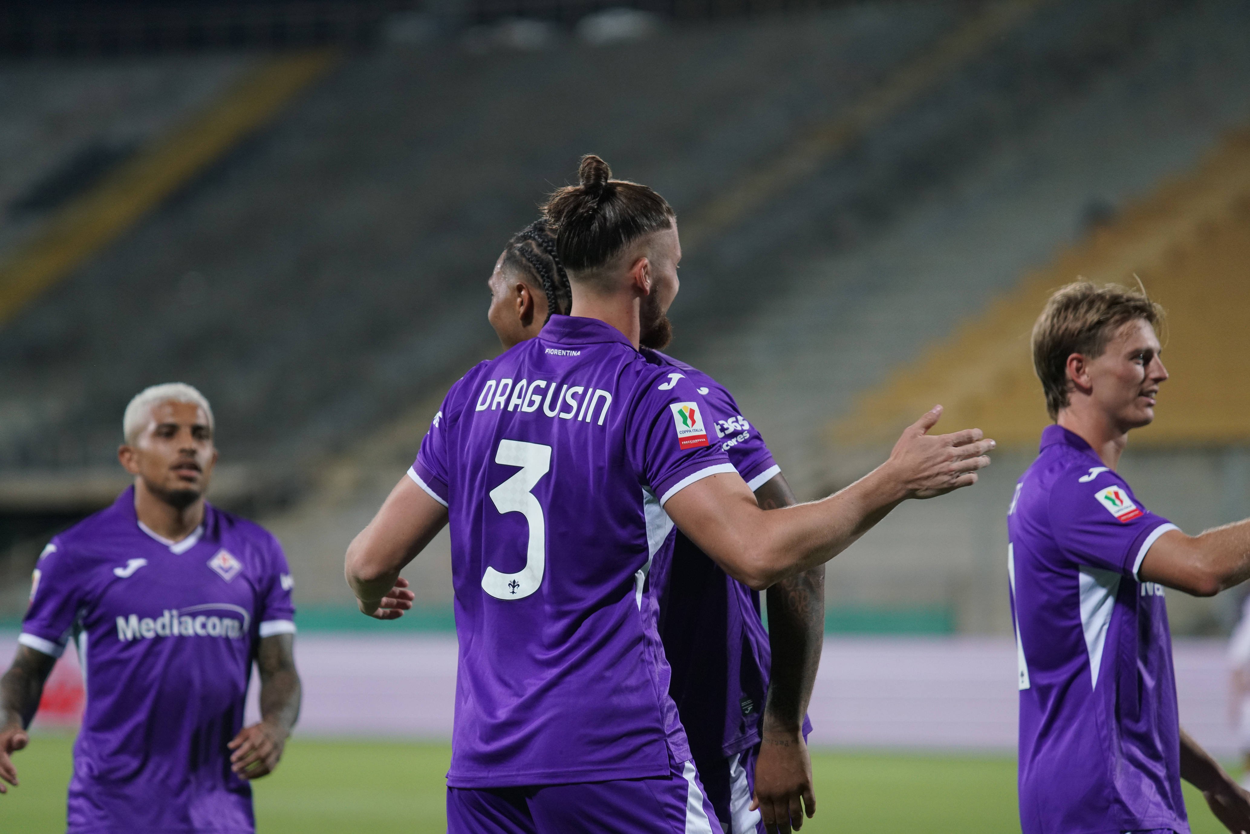 Nota primită de Radu Drăgușin, după debutul cu assist la Fiorentina: ”O prestație solidă”