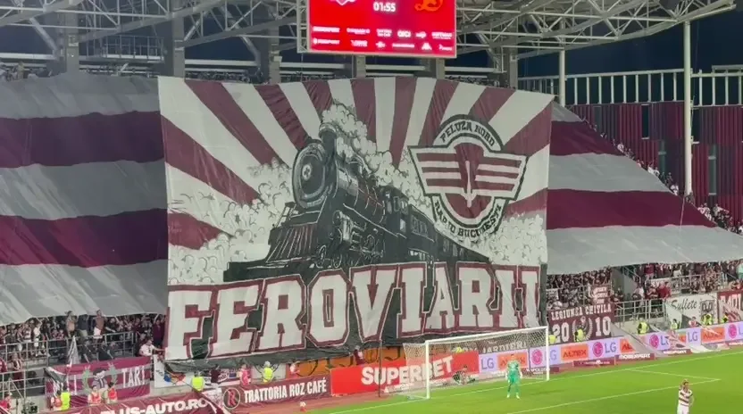 Fanii Rapidului, spectacol în tribune la meciul cu Dinamo (15 august 2026)